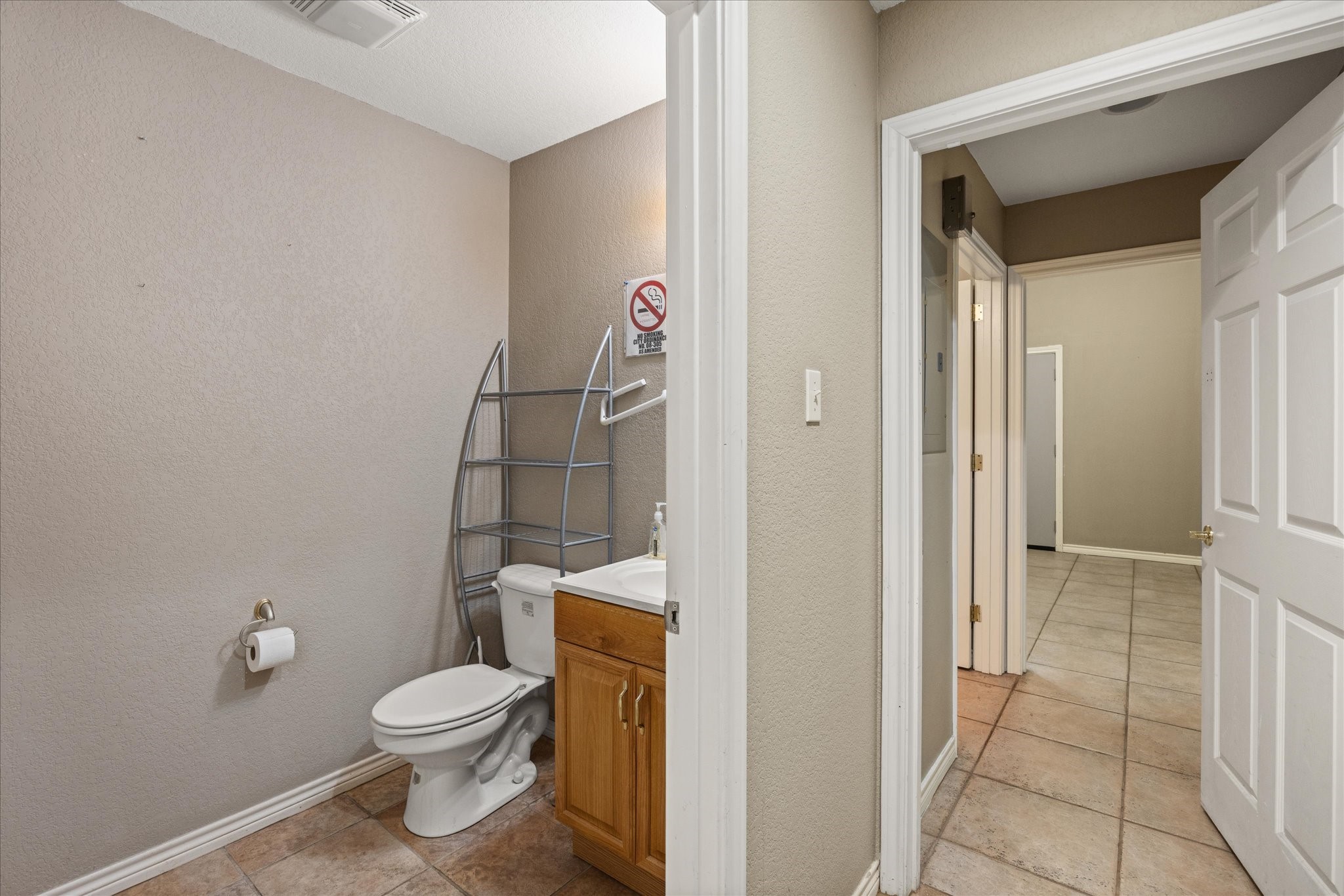 4053 Acton Highway Suite 103 & 104