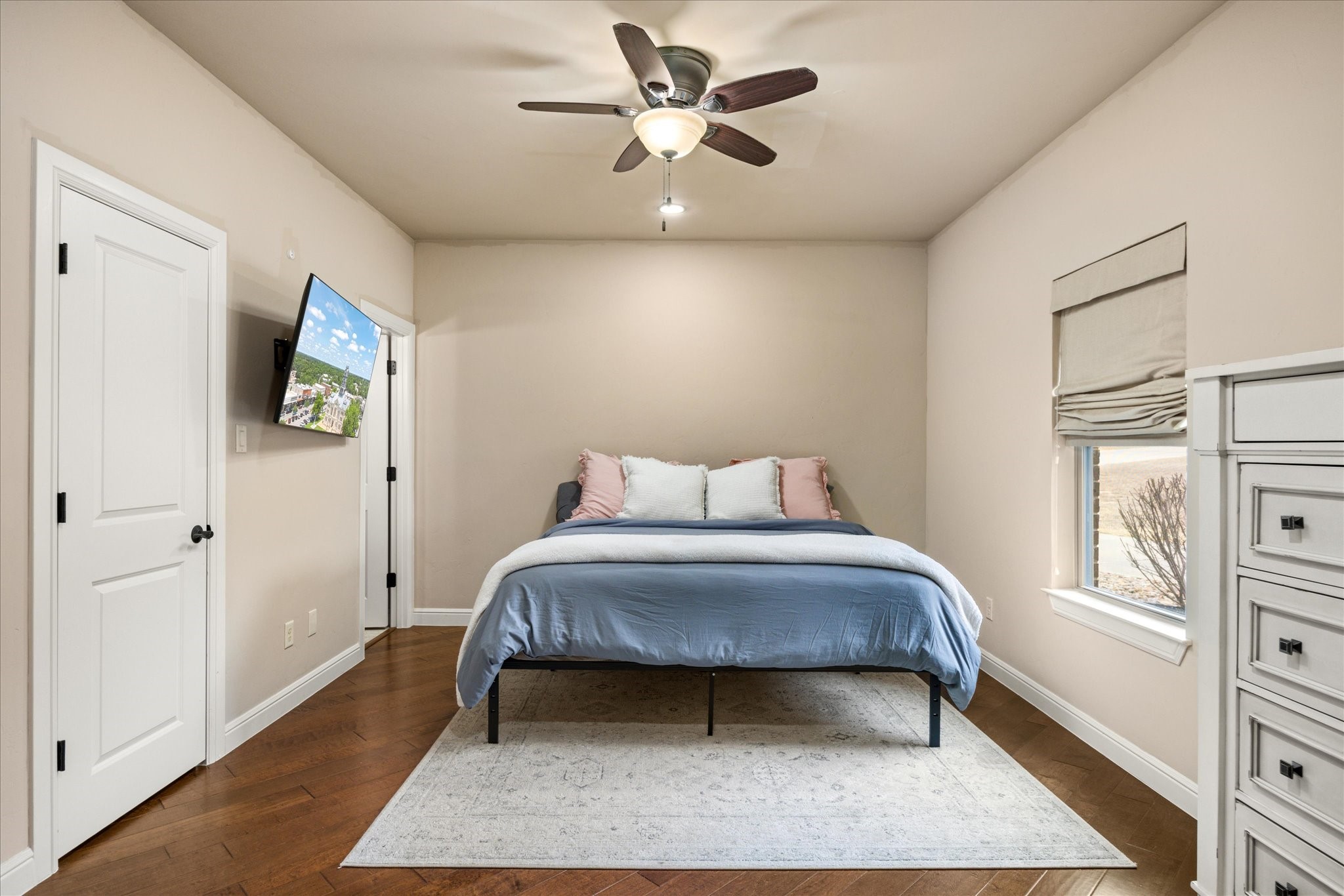 3512 Lakota Court