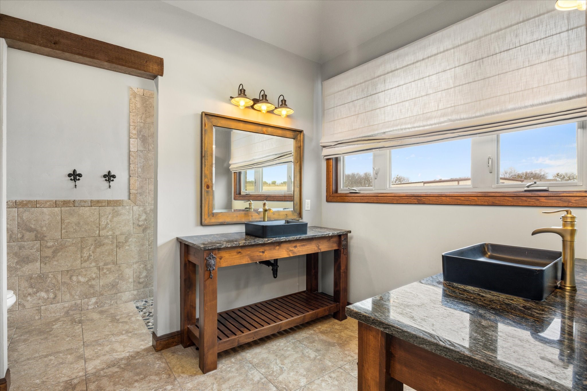 3512 Lakota Court