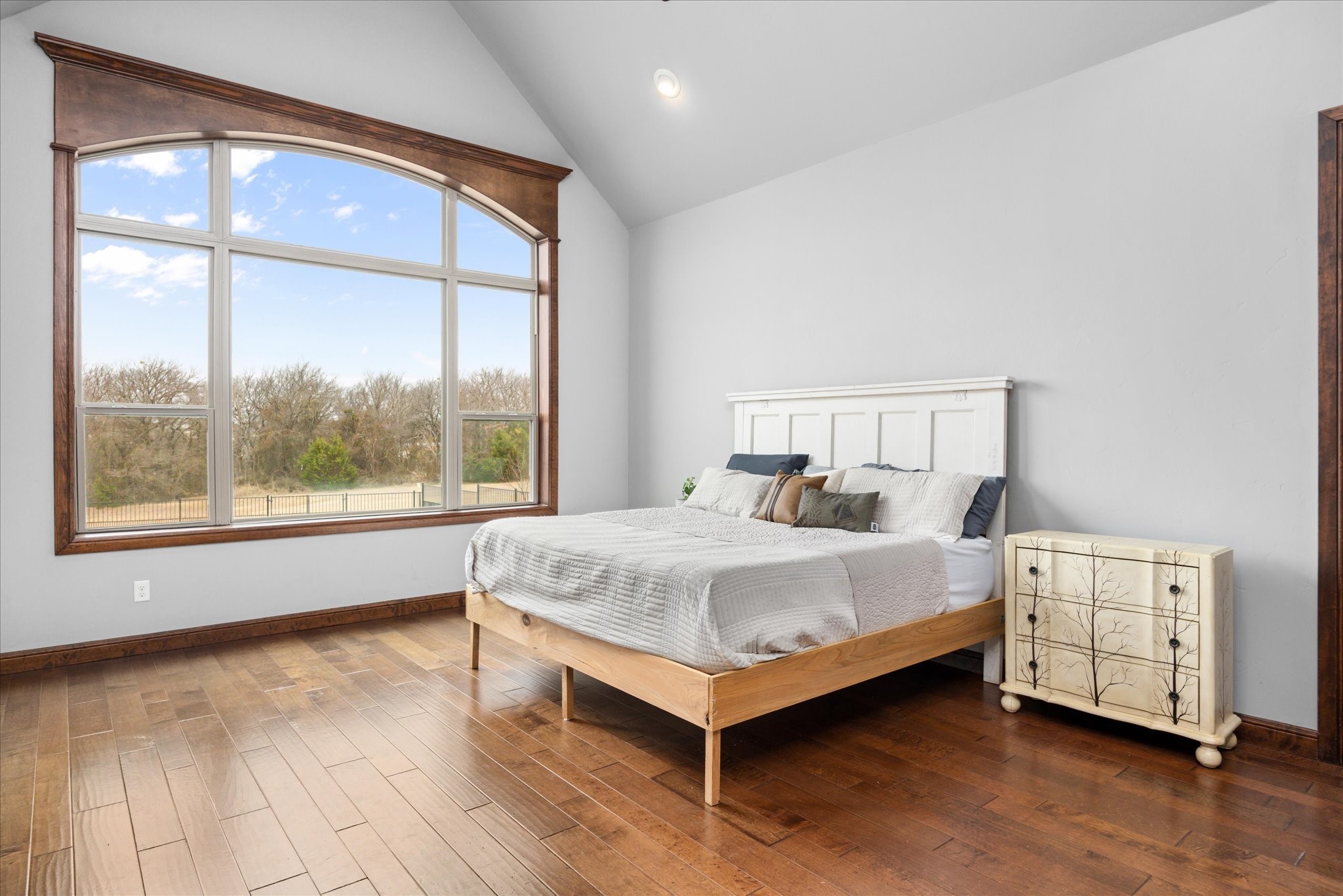3512 Lakota Court