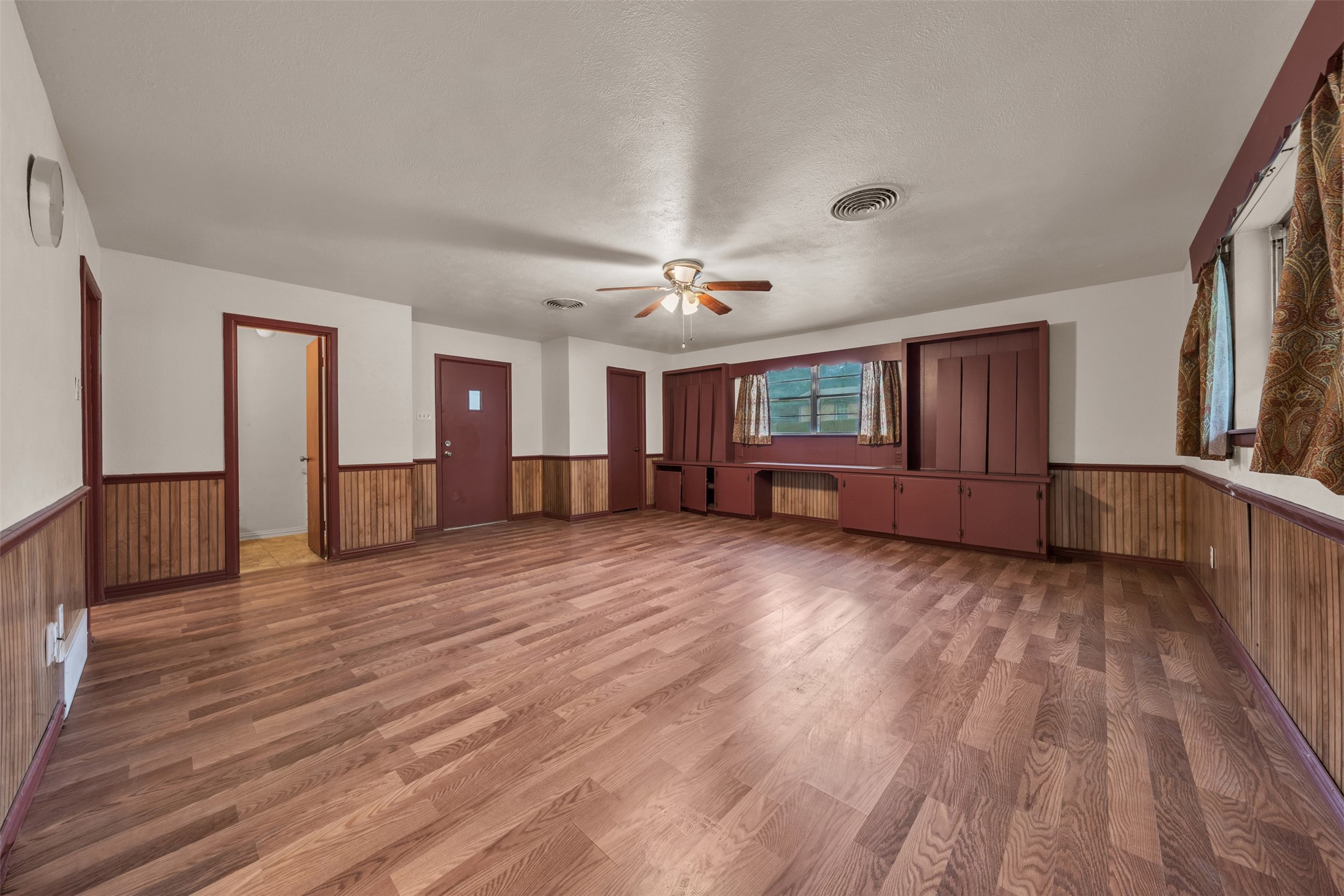 4437 Tamworth Road