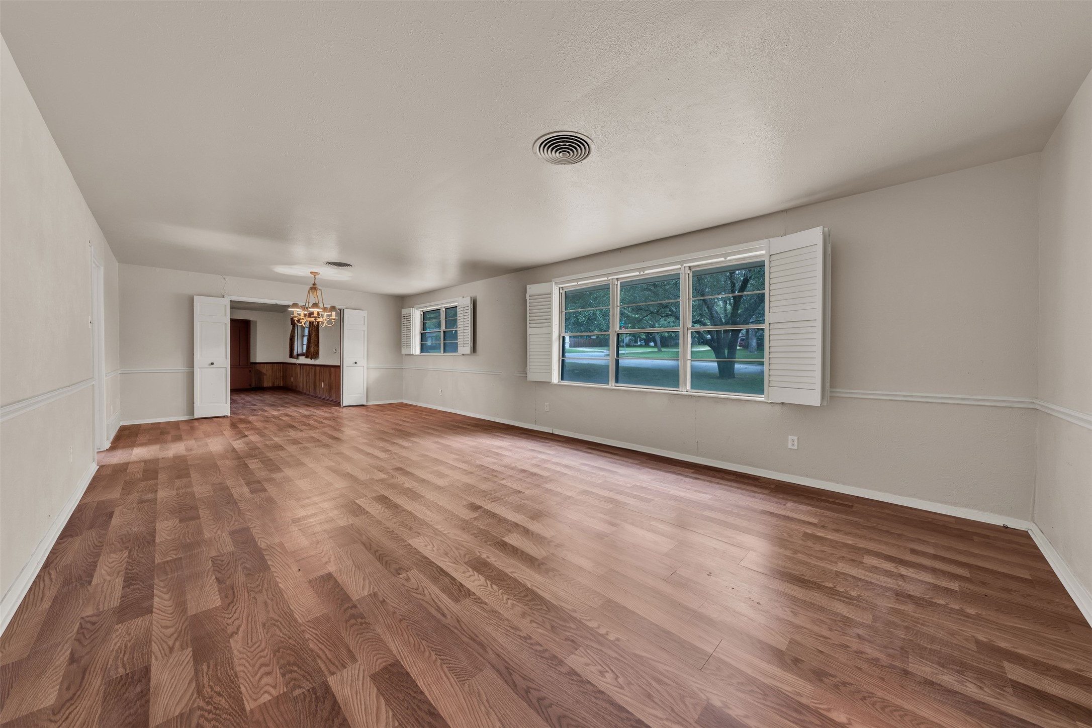 4437 Tamworth Road