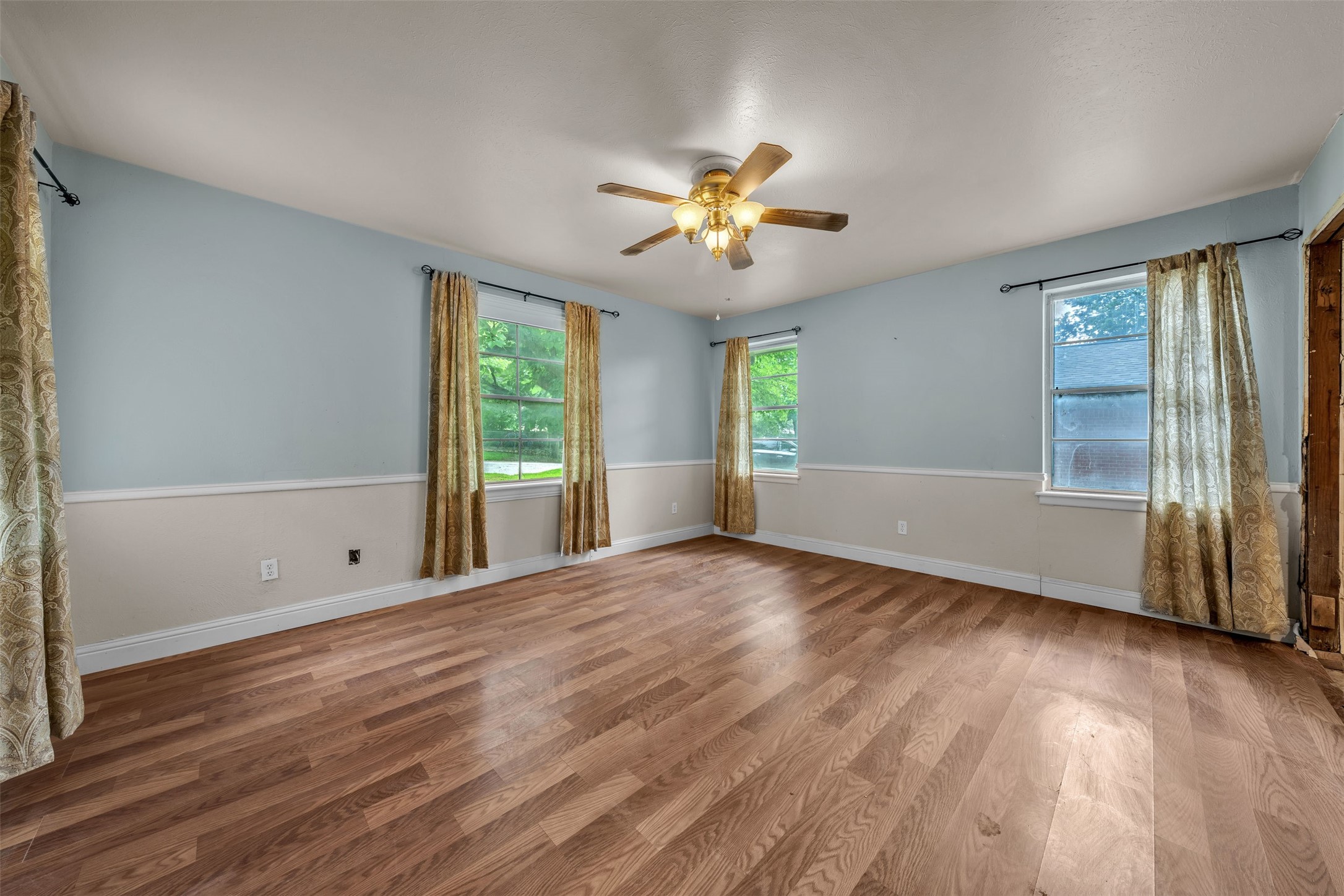 4437 Tamworth Road