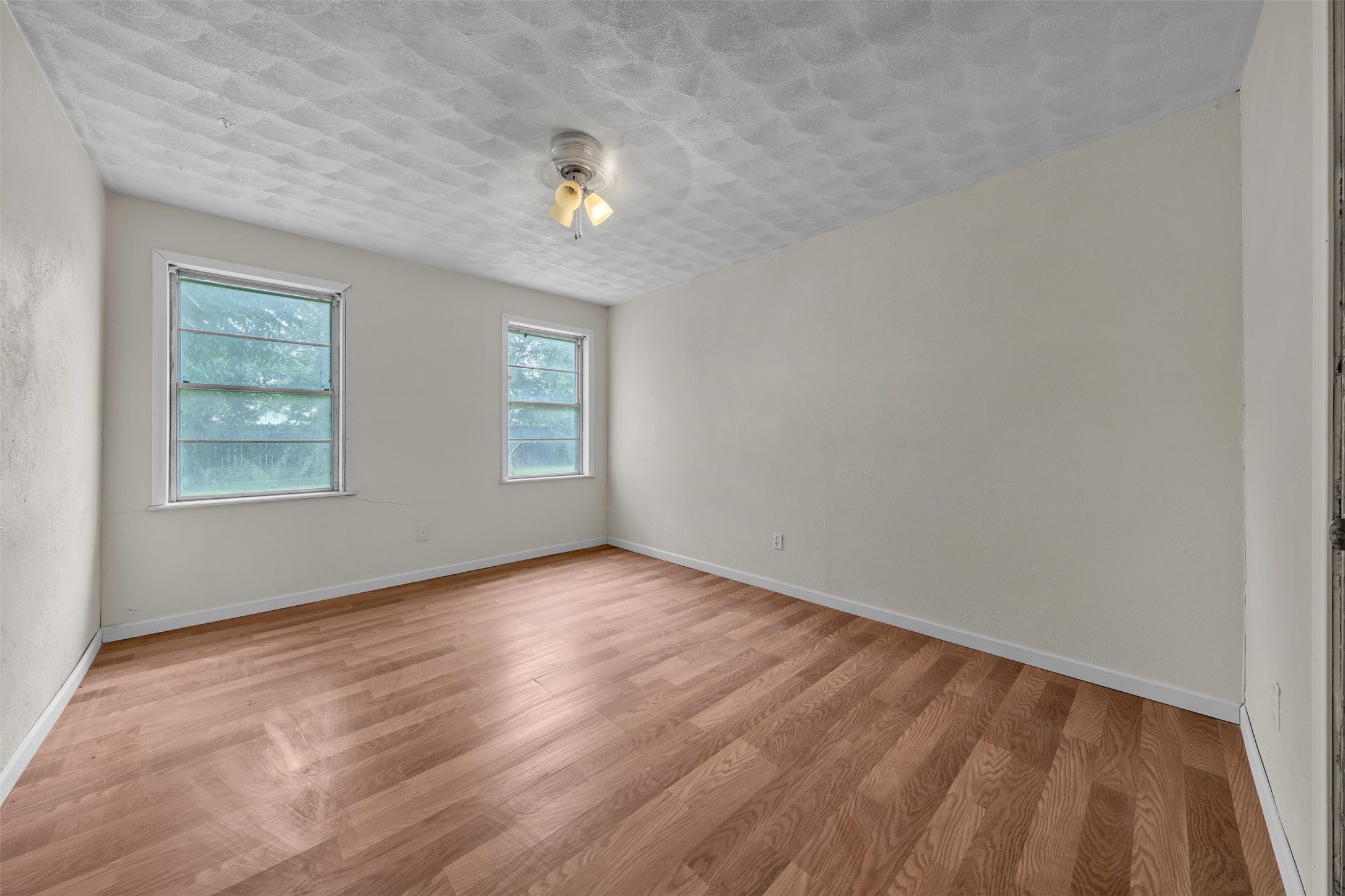 4437 Tamworth Road