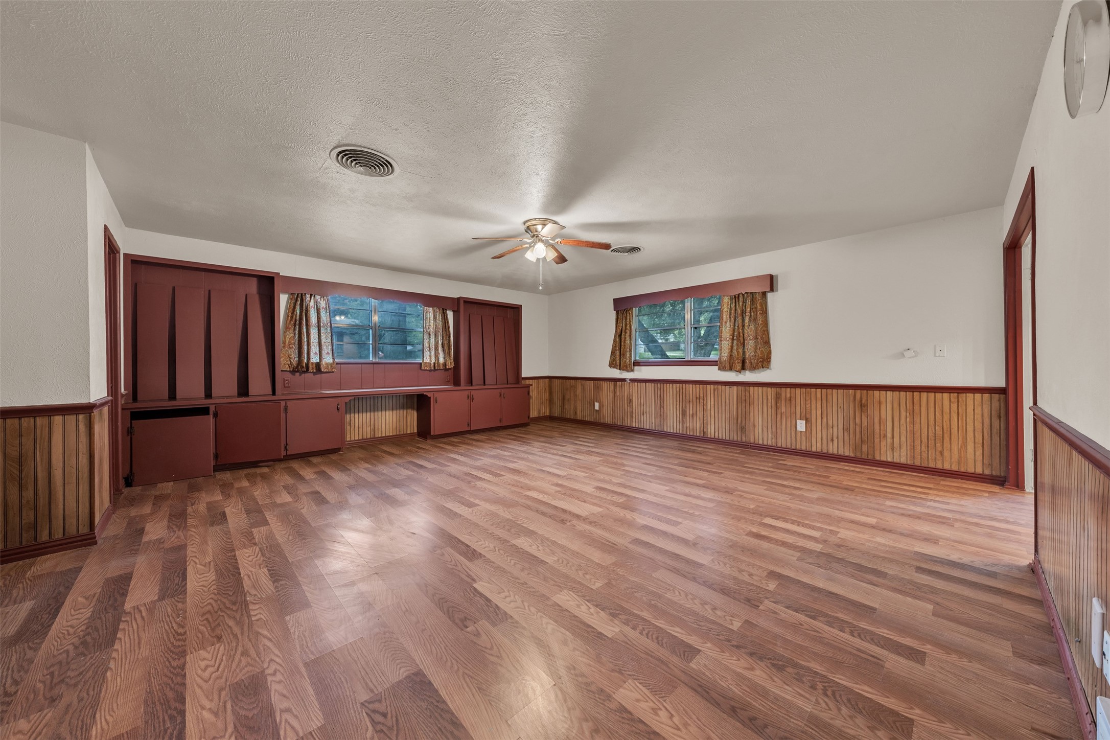 4437 Tamworth Road