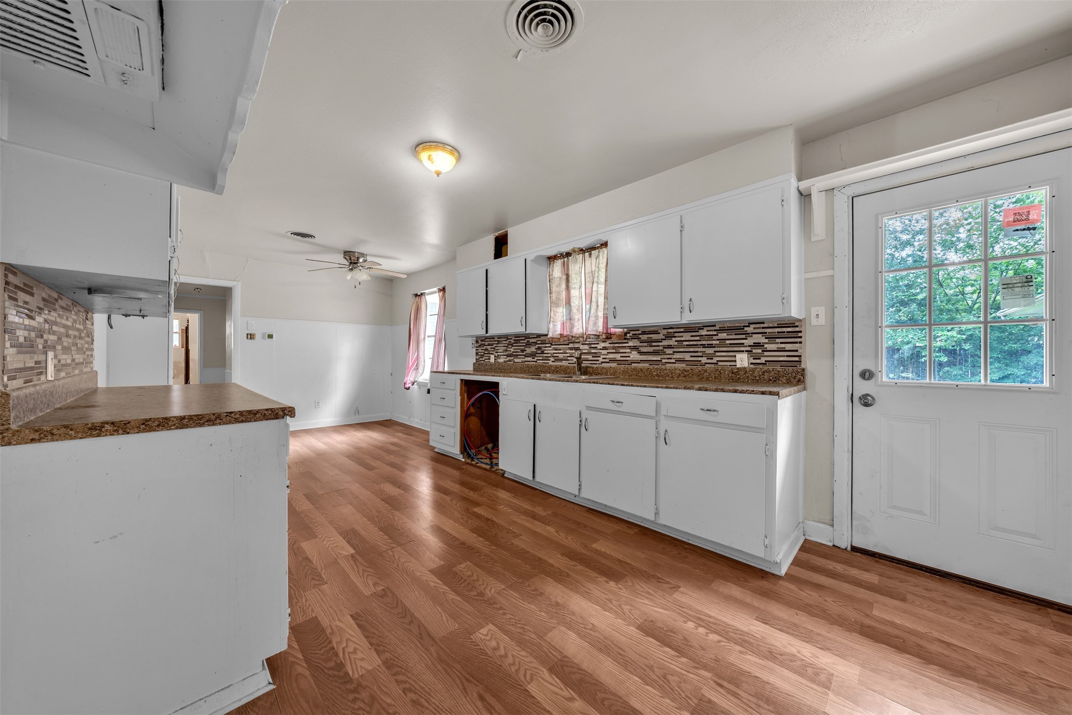4437 Tamworth Road
