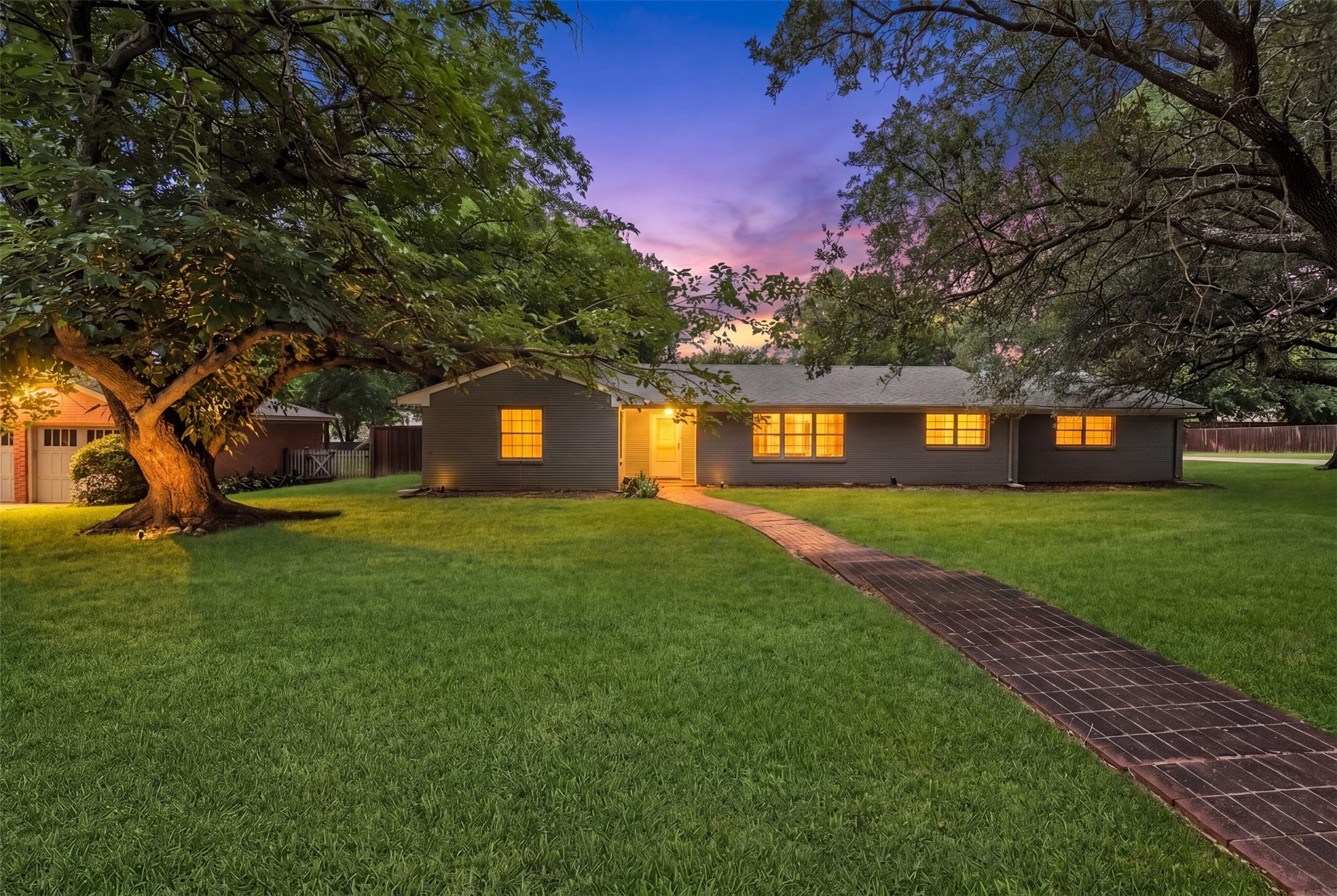 4437 Tamworth Road