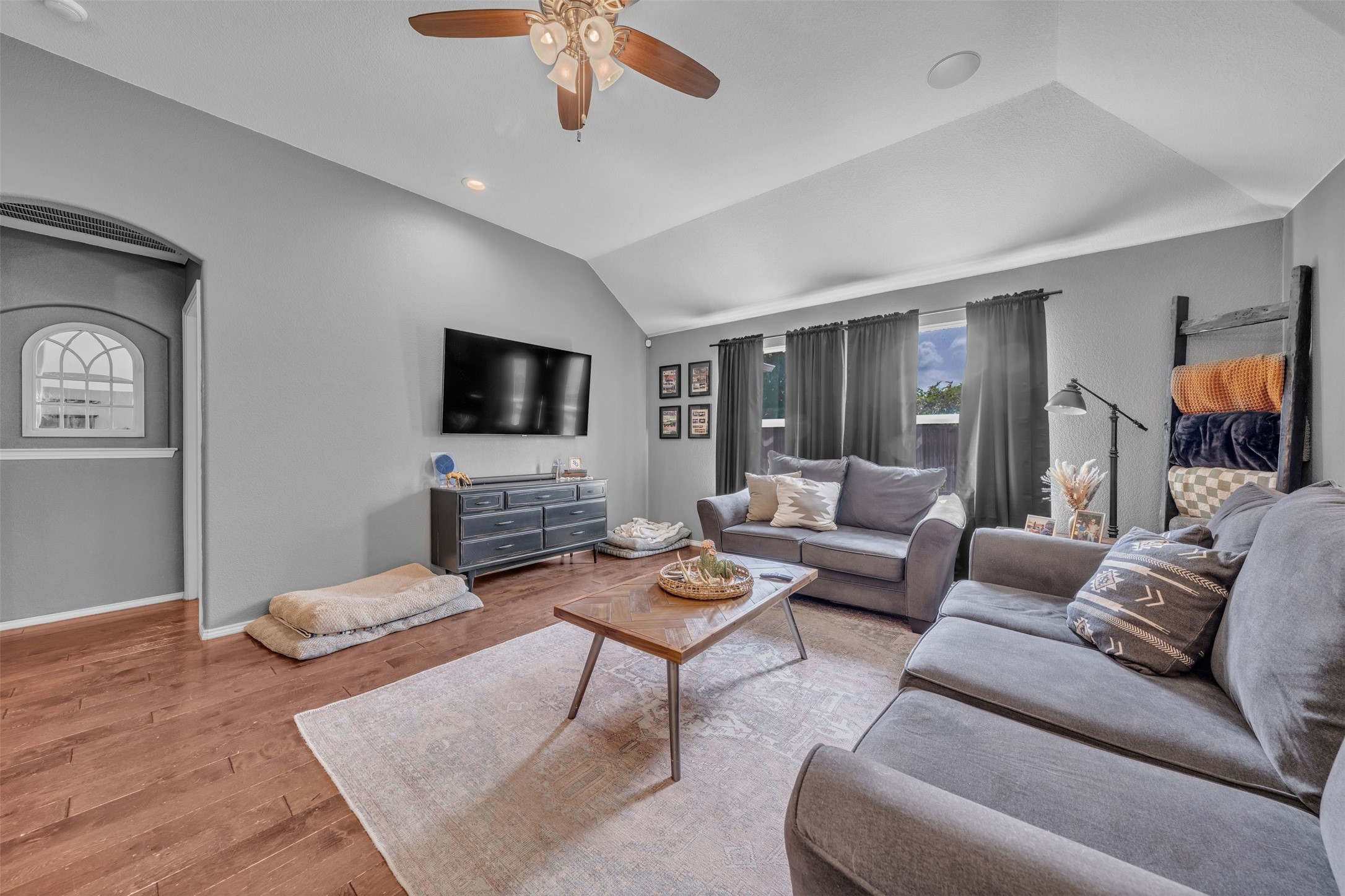 11209 Beechgrove Court