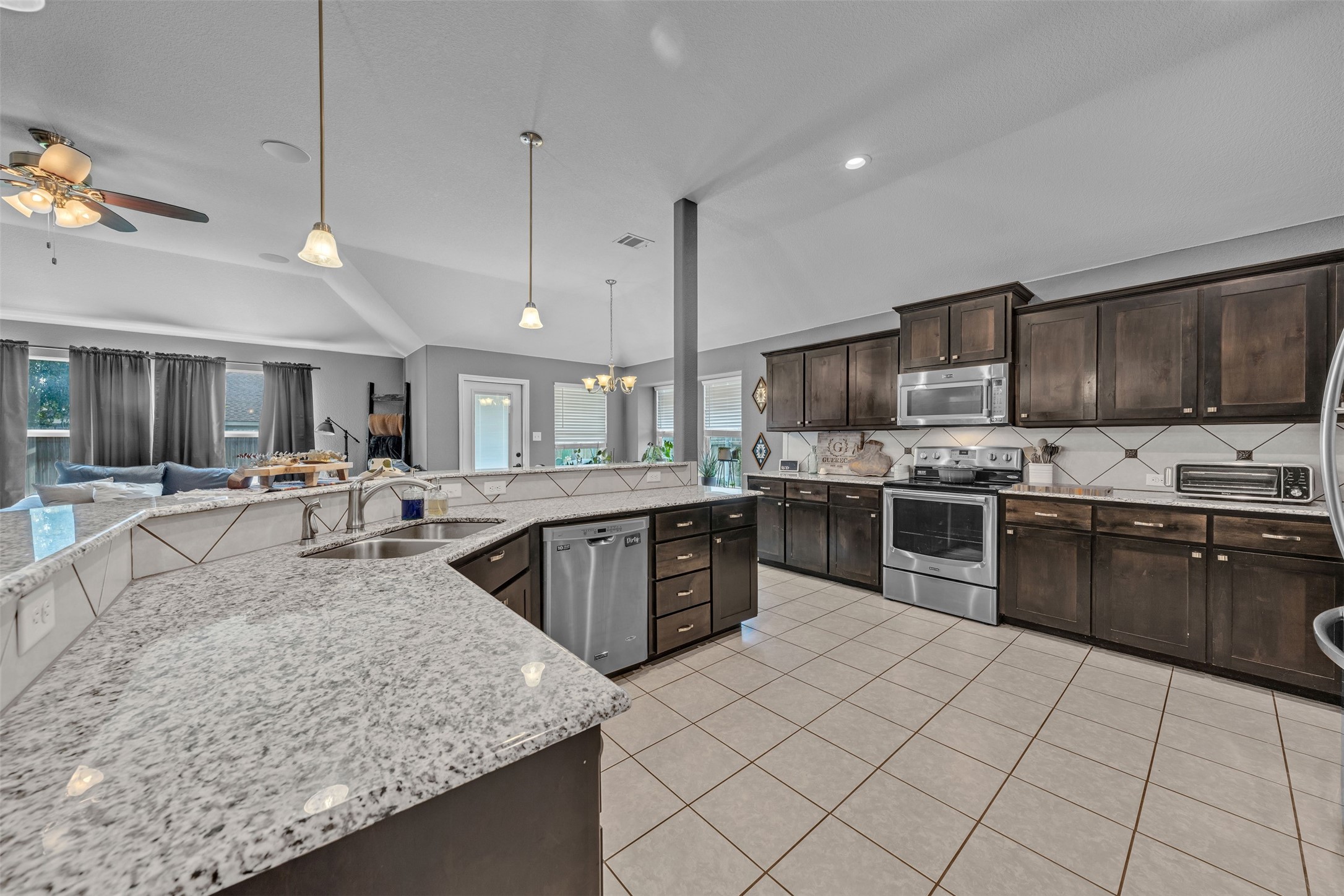 11209 Beechgrove Court