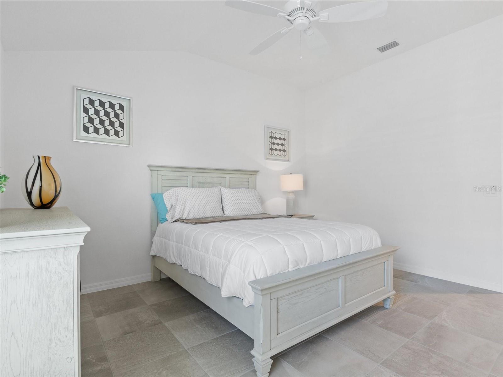 4653 MALONE CIR