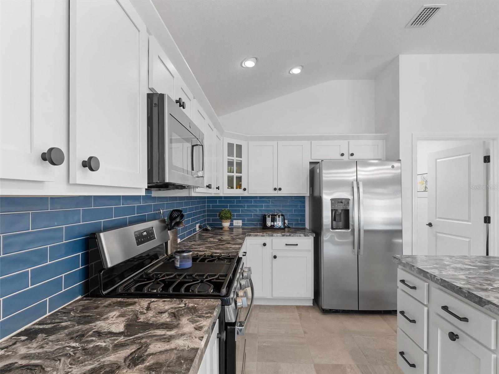 4653 MALONE CIR