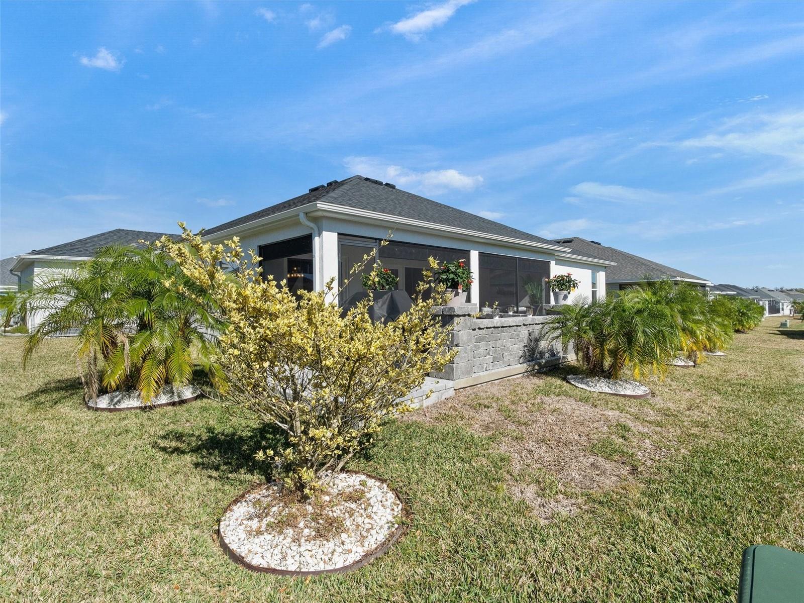 4653 MALONE CIR