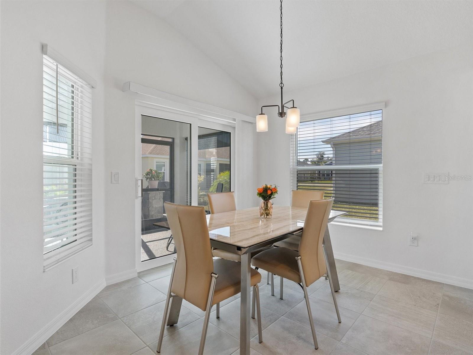 4653 MALONE CIR