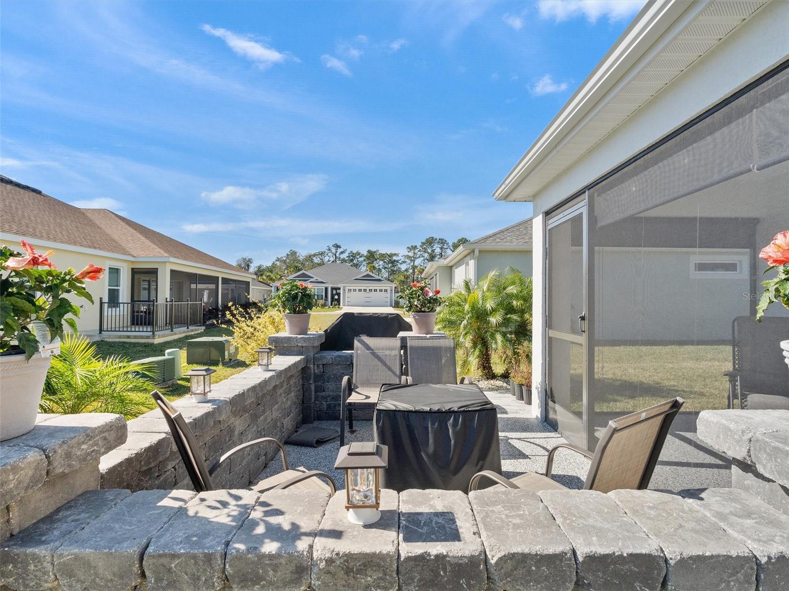 4653 MALONE CIR