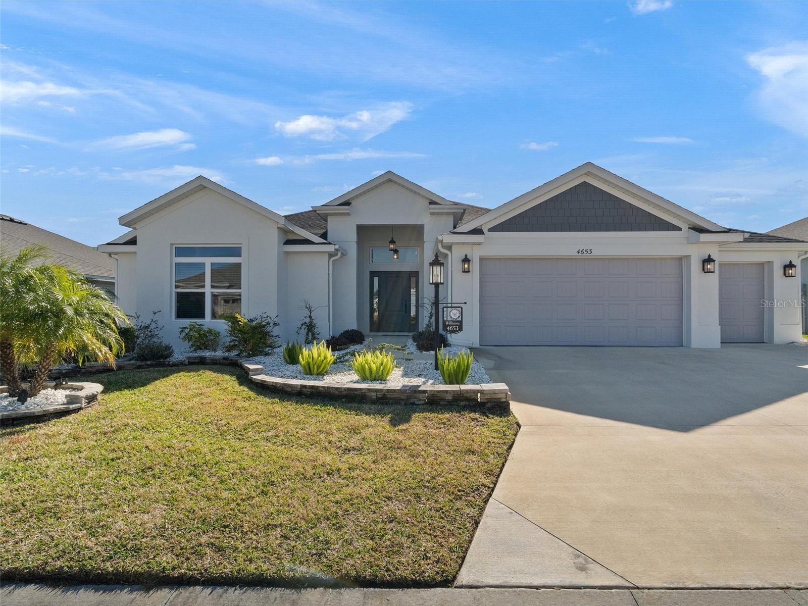4653 MALONE CIR