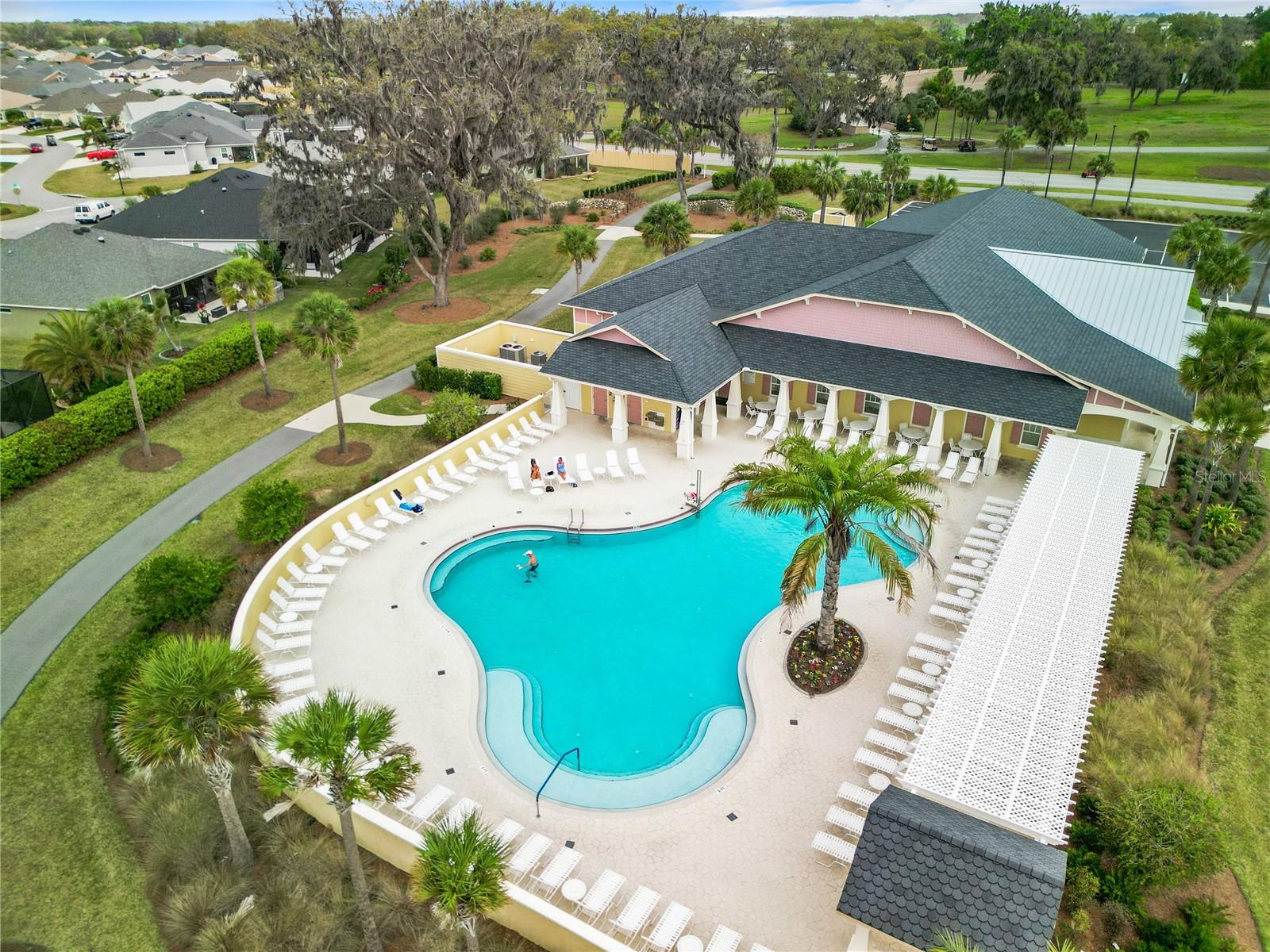 2760 VICTOR CT