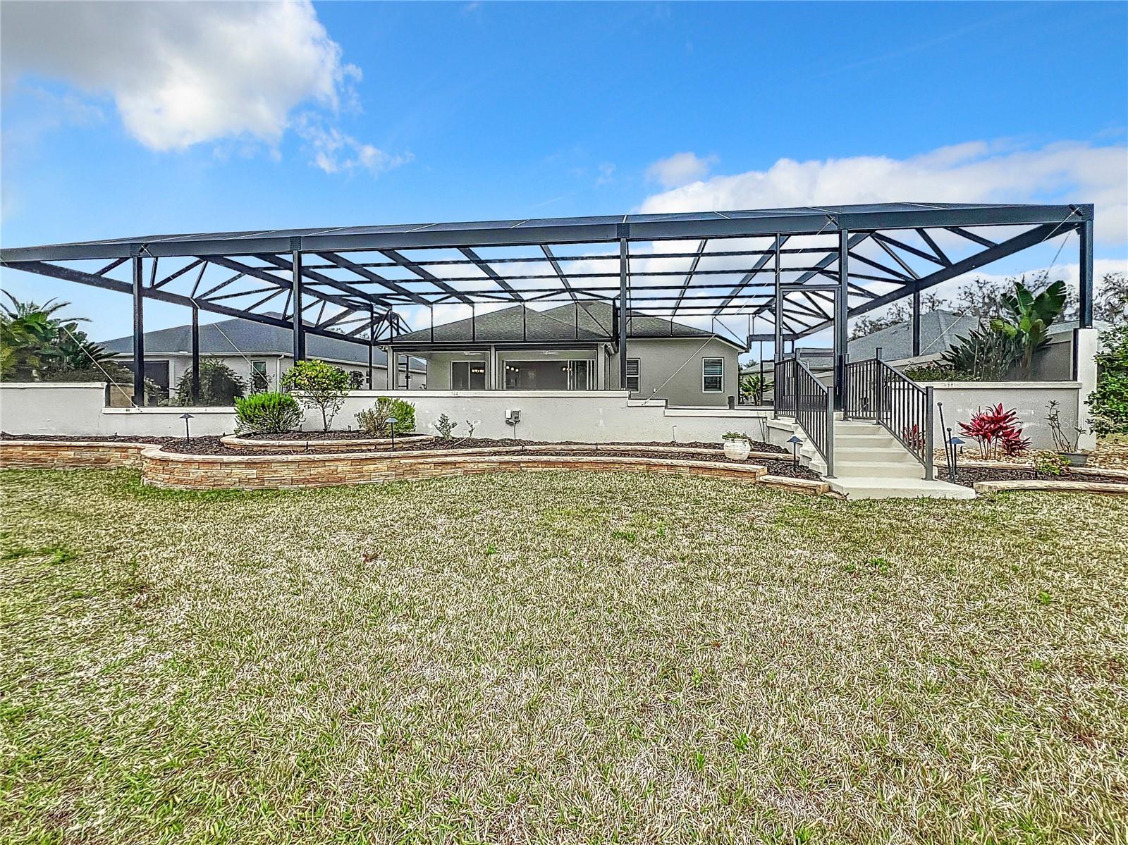 2760 VICTOR CT