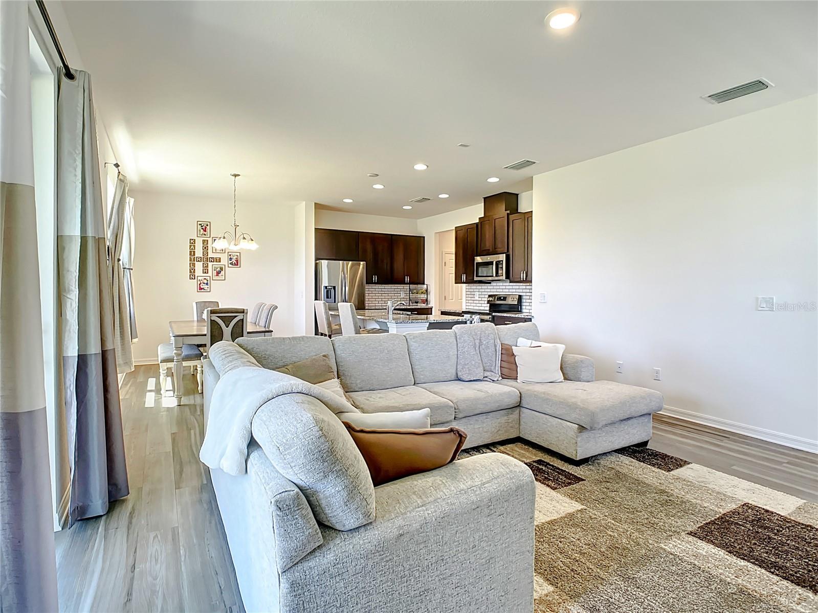 6997 WILSON PASTURE AVE