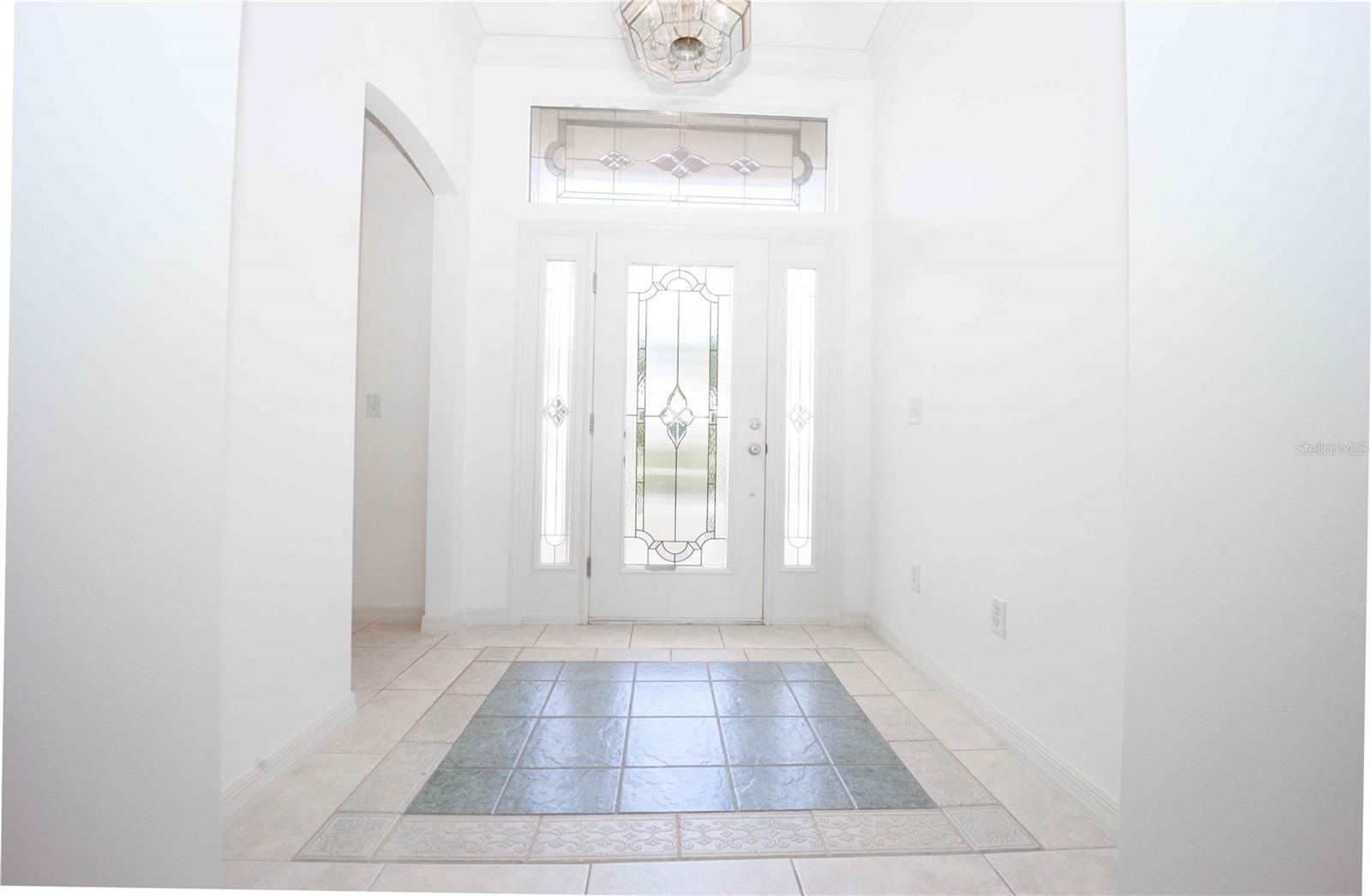 1702 DURANGO DR
