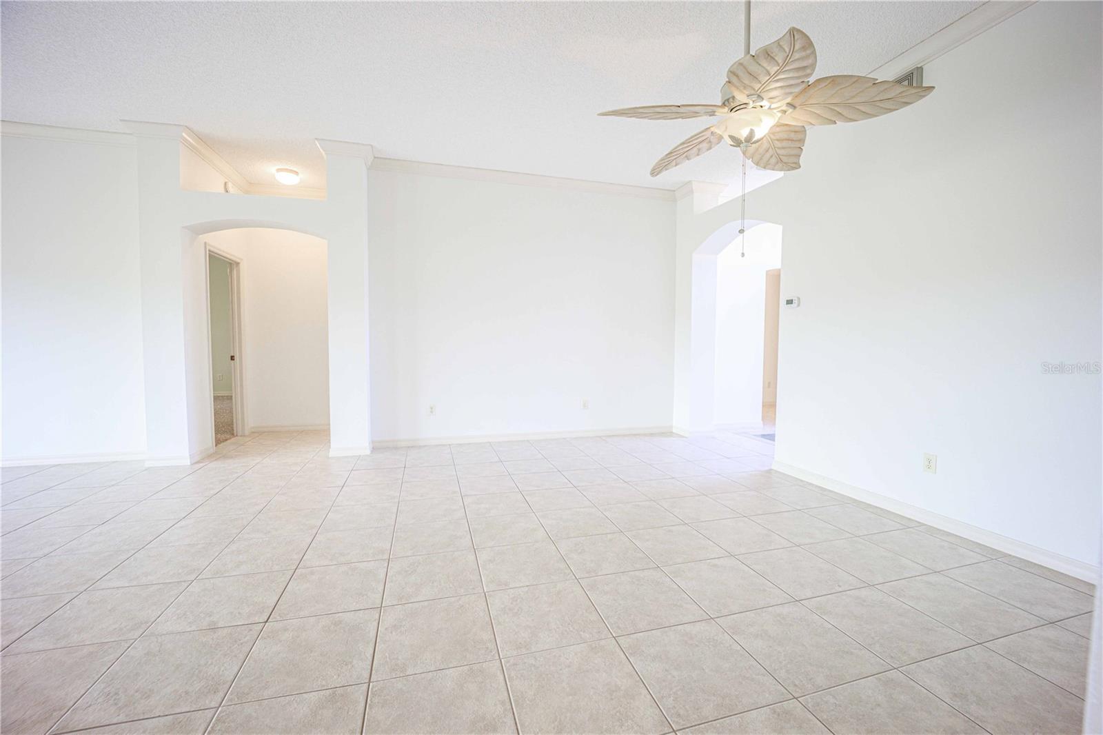 1702 DURANGO DR