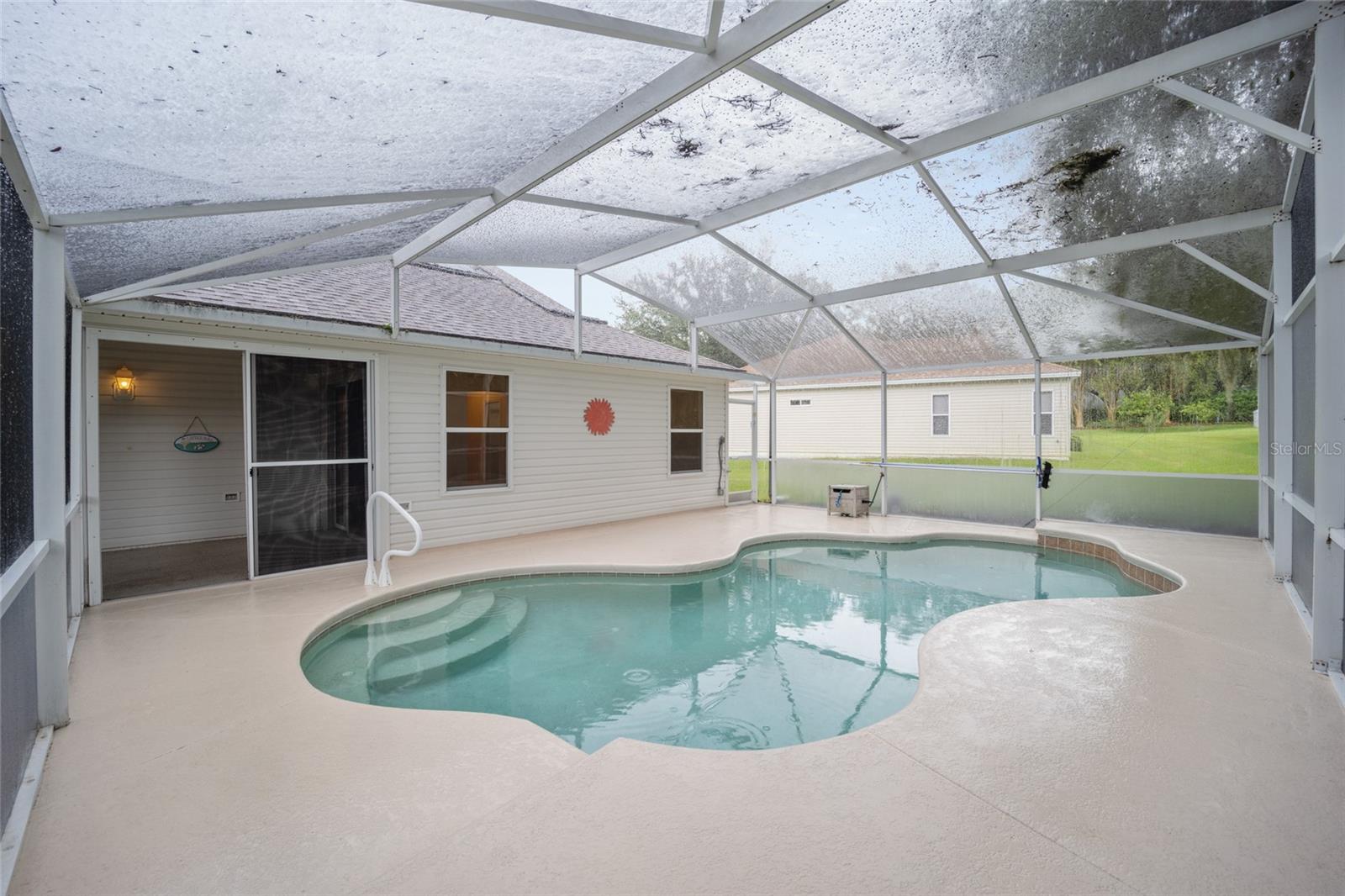 118 COSTA MESA DR