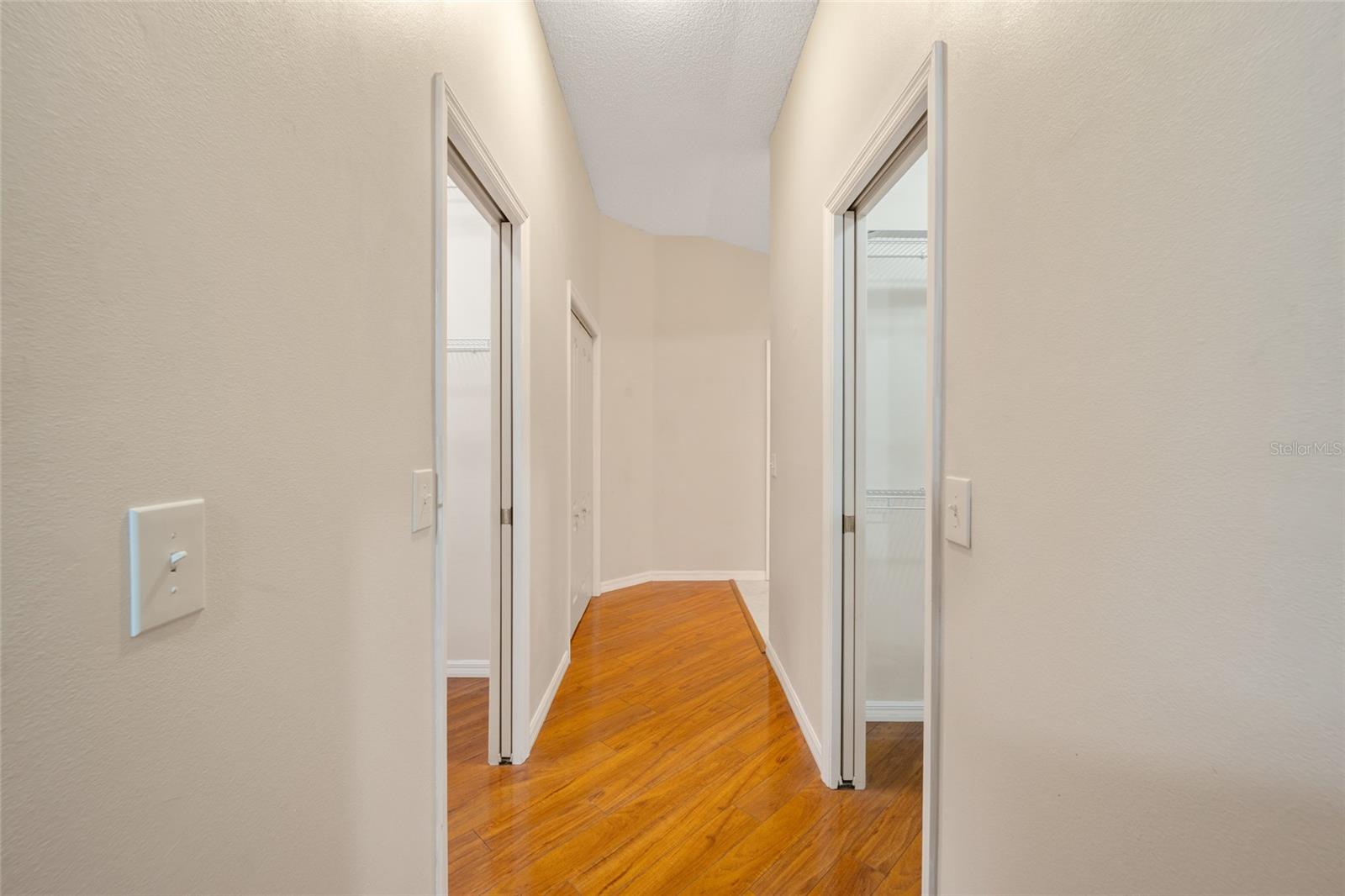 118 COSTA MESA DR