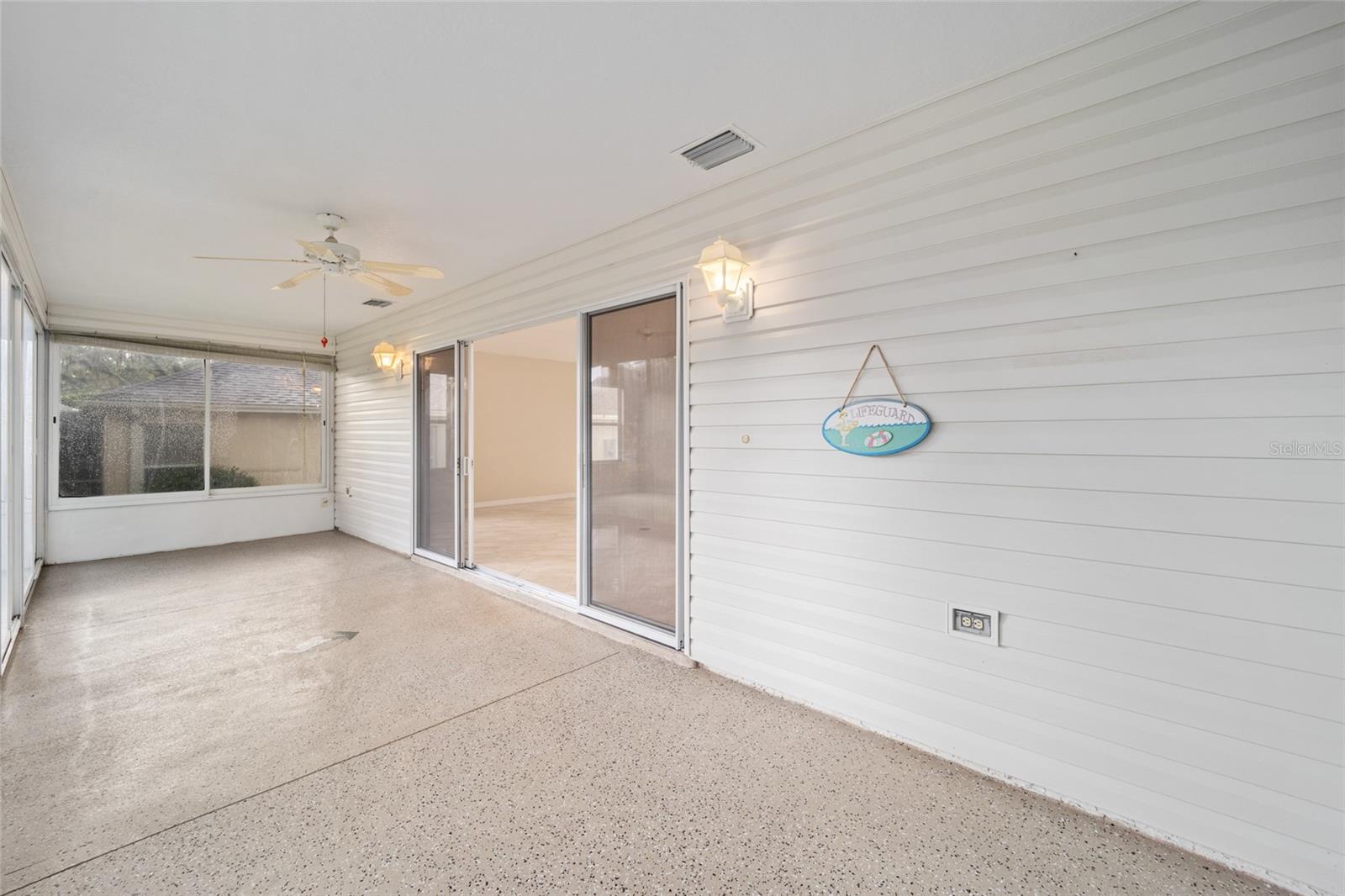 118 COSTA MESA DR