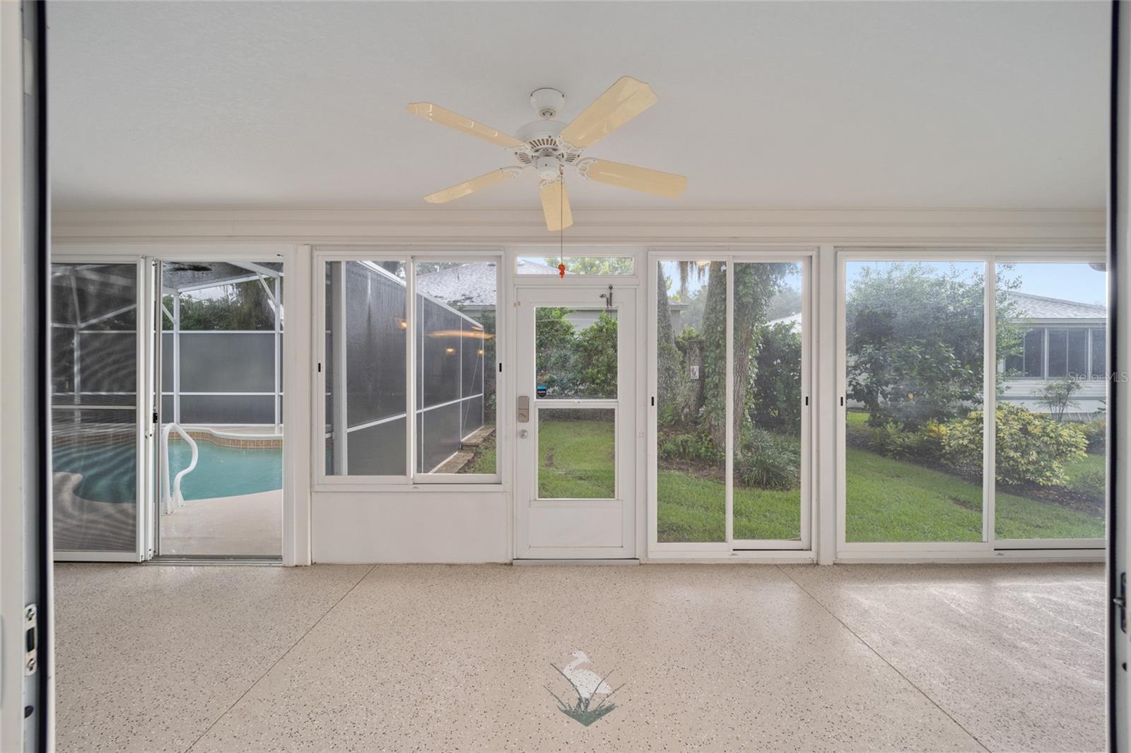 118 COSTA MESA DR