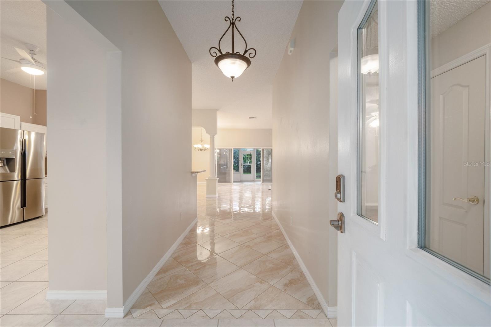 118 COSTA MESA DR