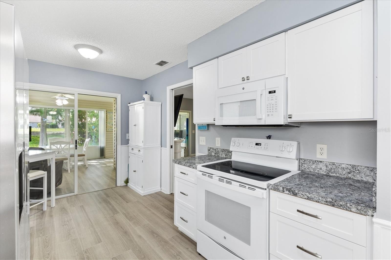 32639 OAK PARK DR
