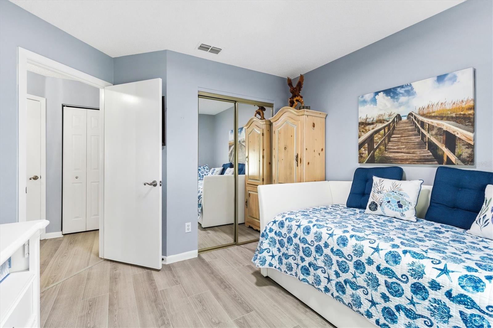 32639 OAK PARK DR