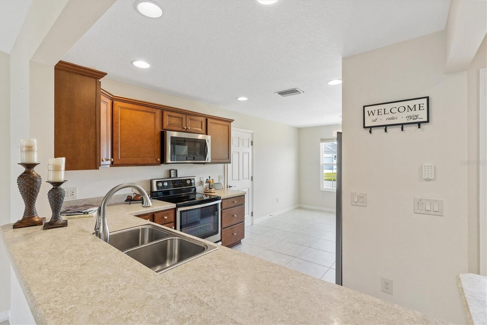 3297 WISE WAY