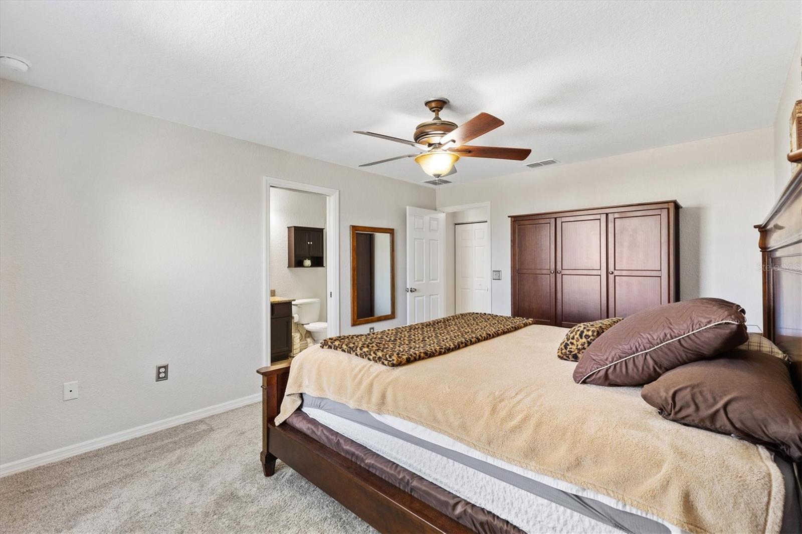 4982 NE 124TH RD