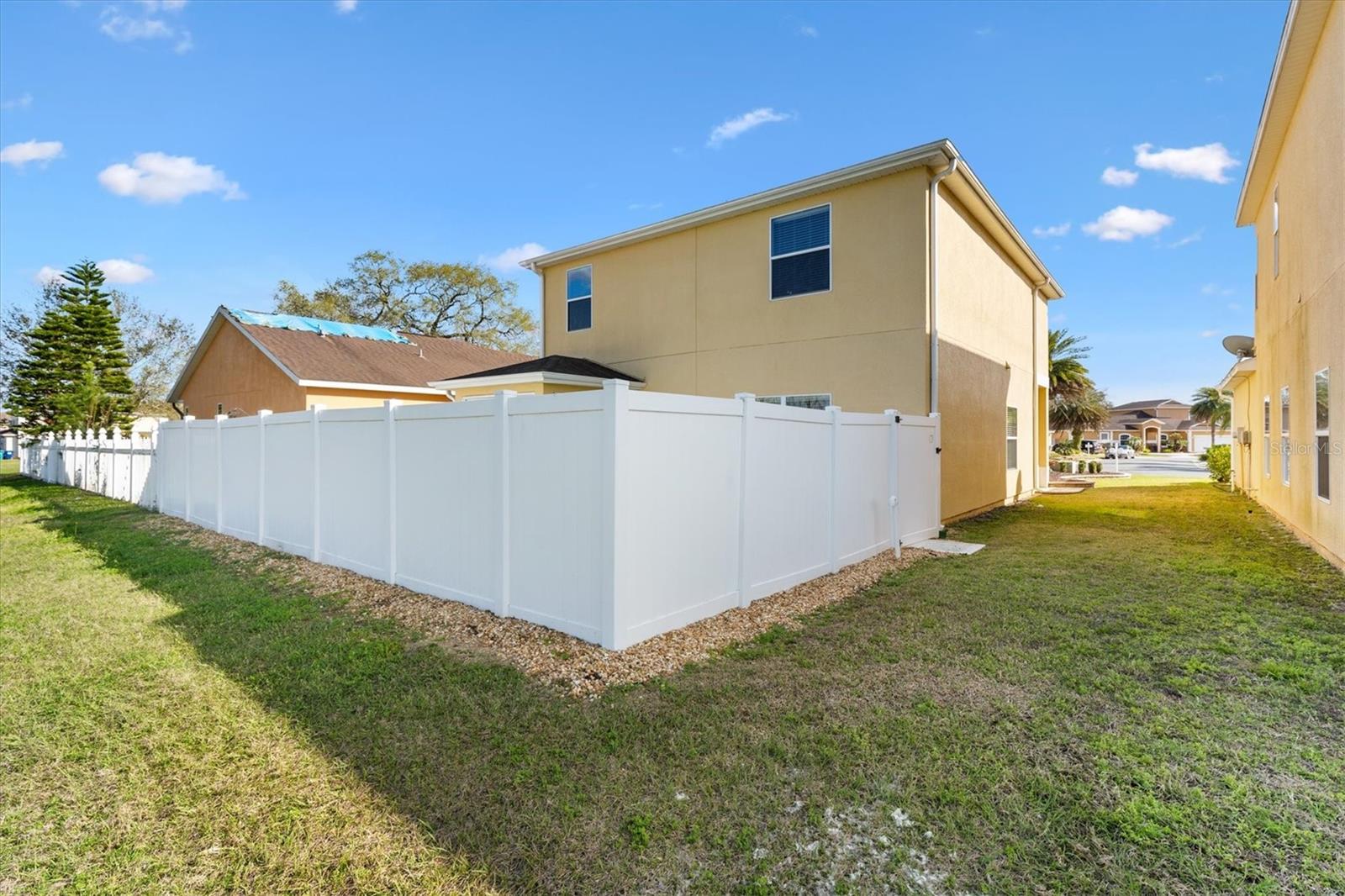 4982 NE 124TH RD