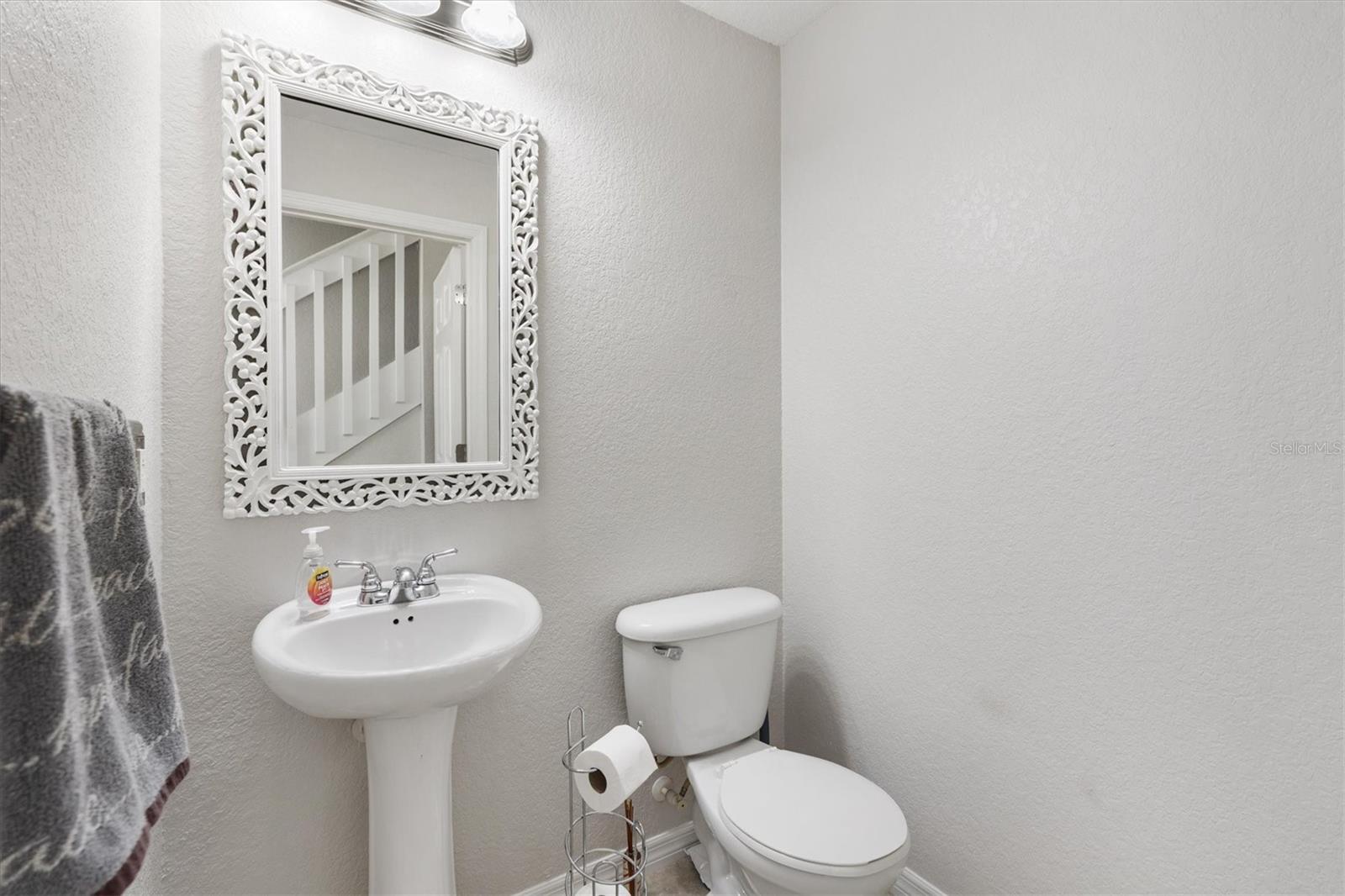 4982 NE 124TH RD
