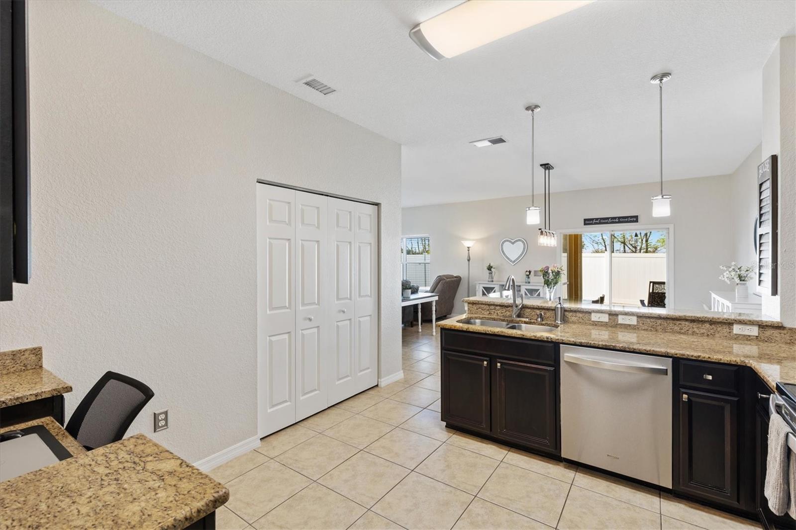 4982 NE 124TH RD