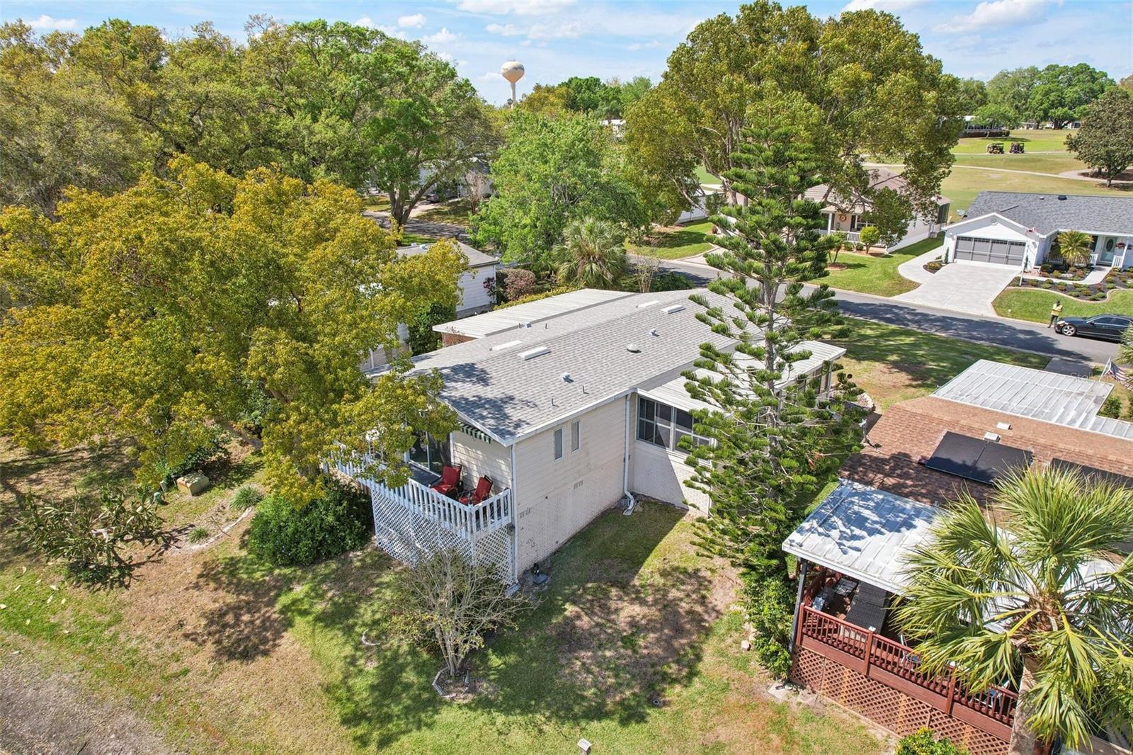 756 HEATHROW AVE