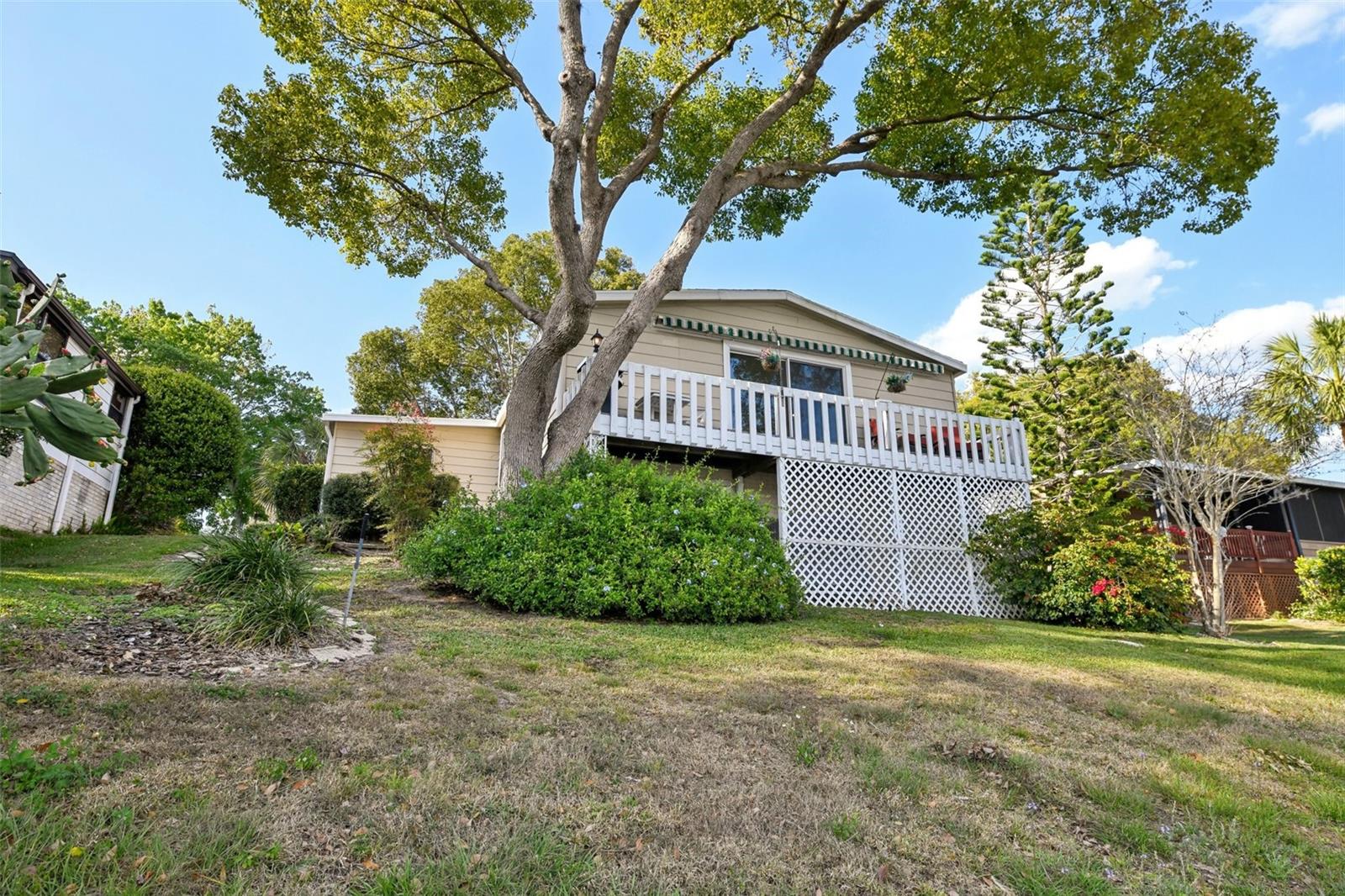 756 HEATHROW AVE