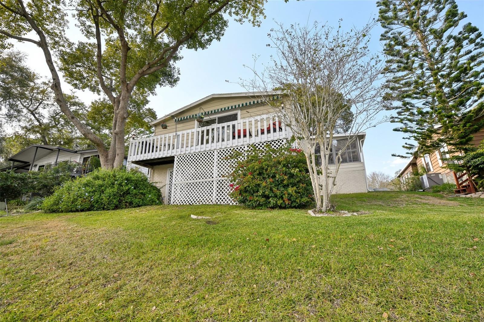 756 HEATHROW AVE