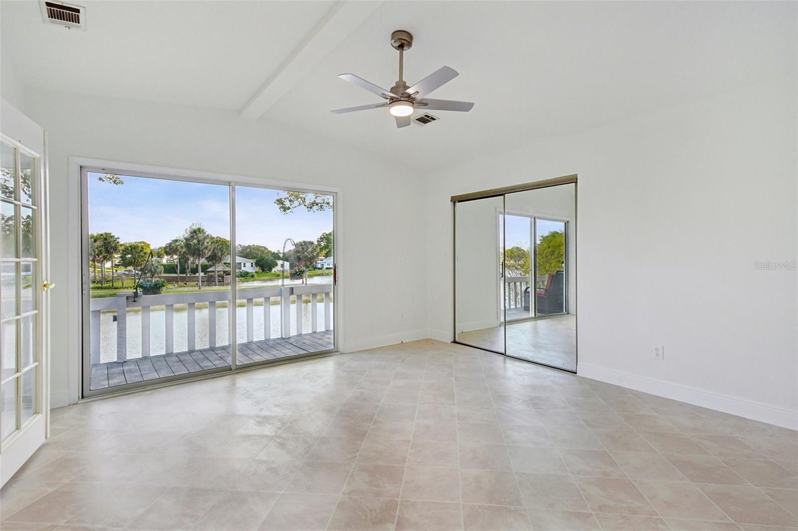 756 HEATHROW AVE