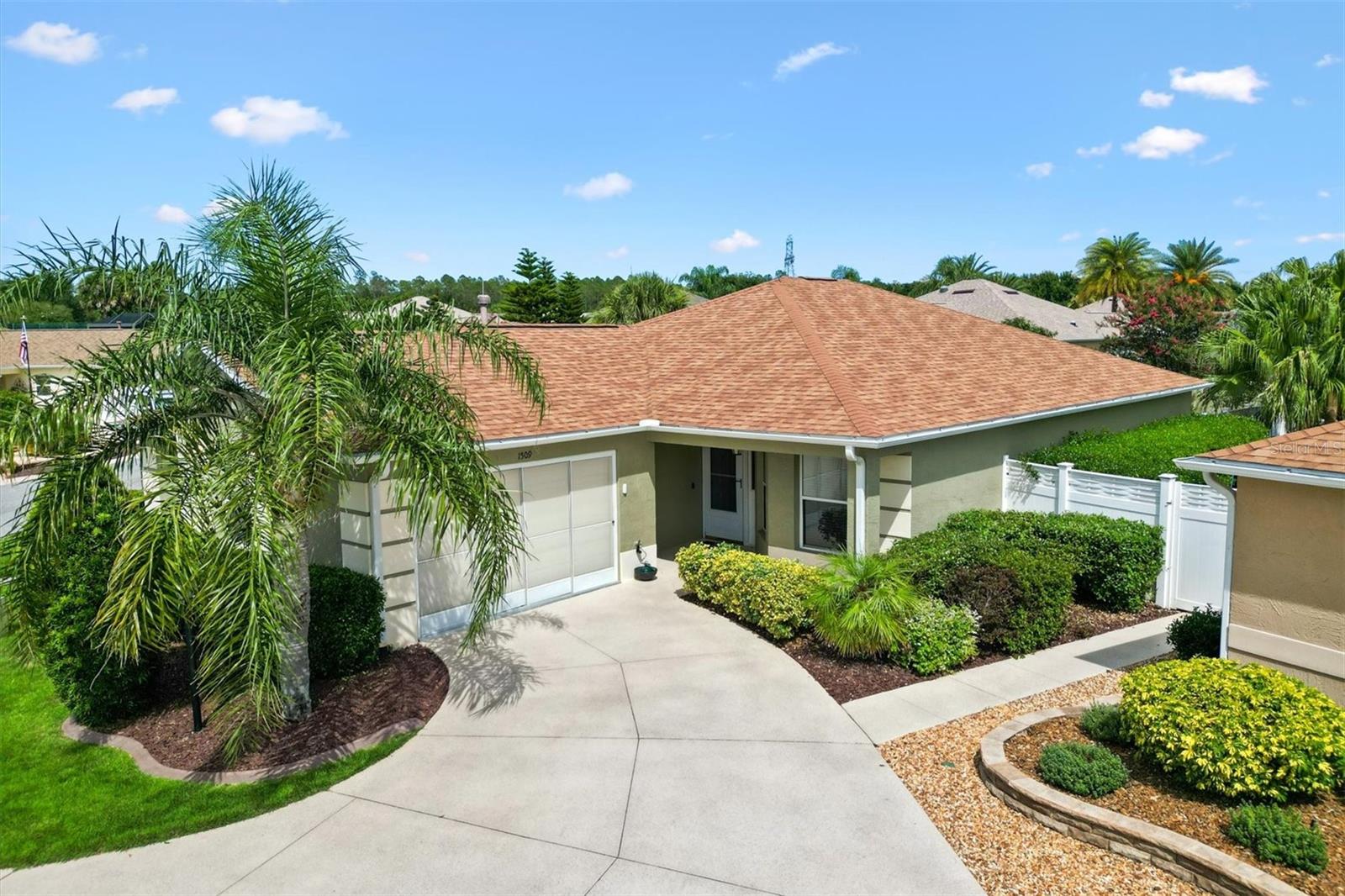 1509 TRENTON LN
