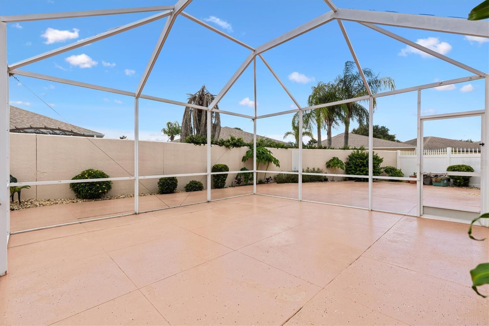3105 CARROLLTON CT