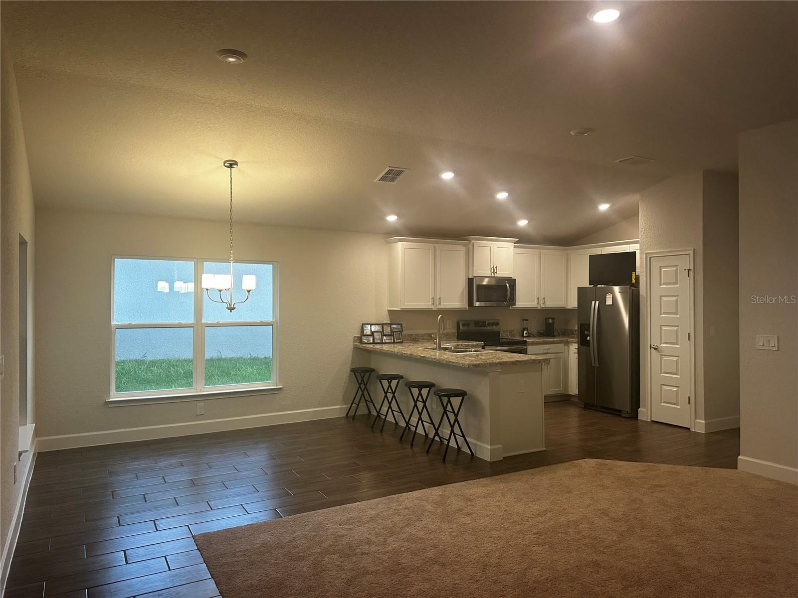 187 NW 45TH LOOP