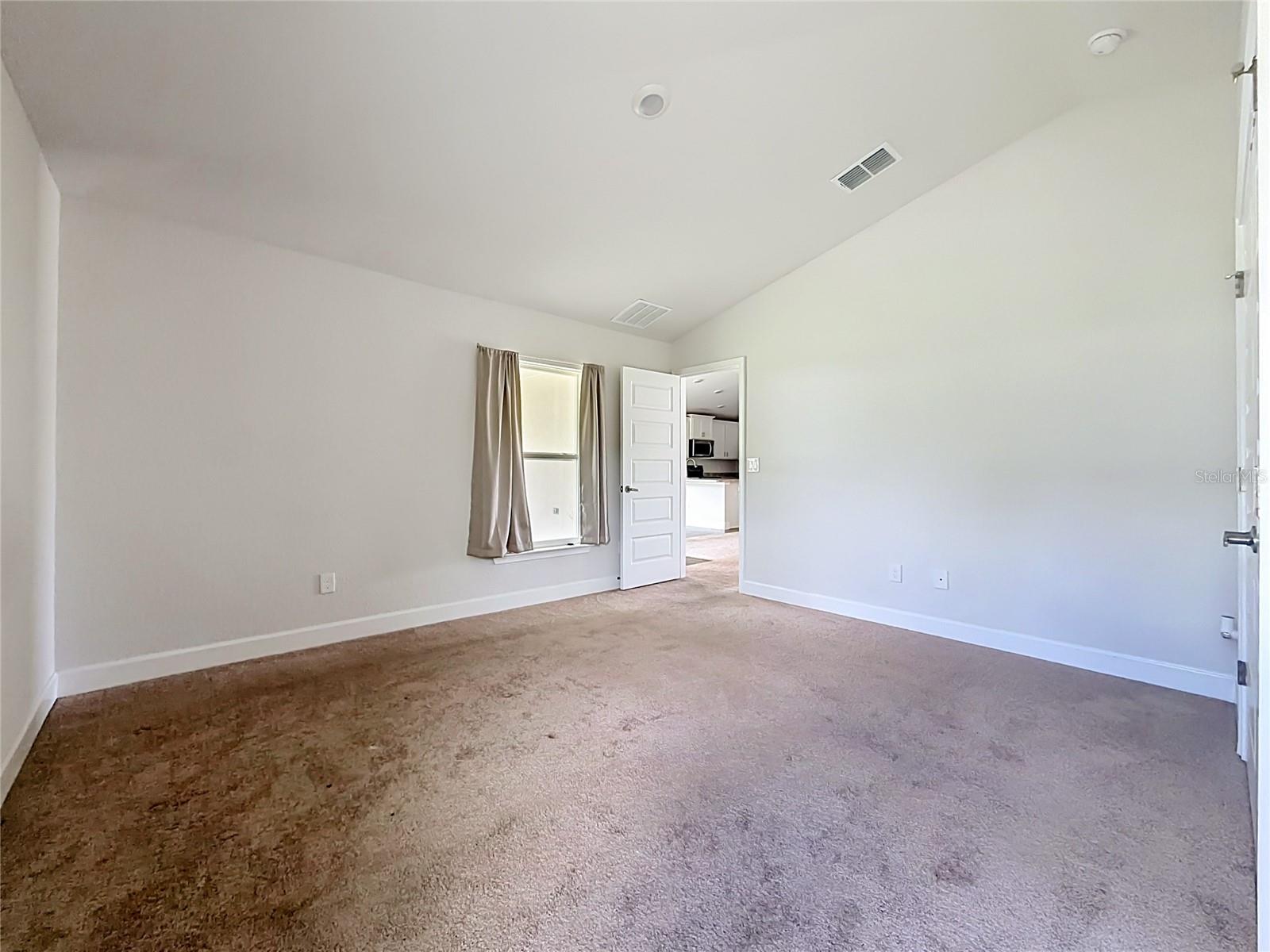 187 NW 45TH LOOP
