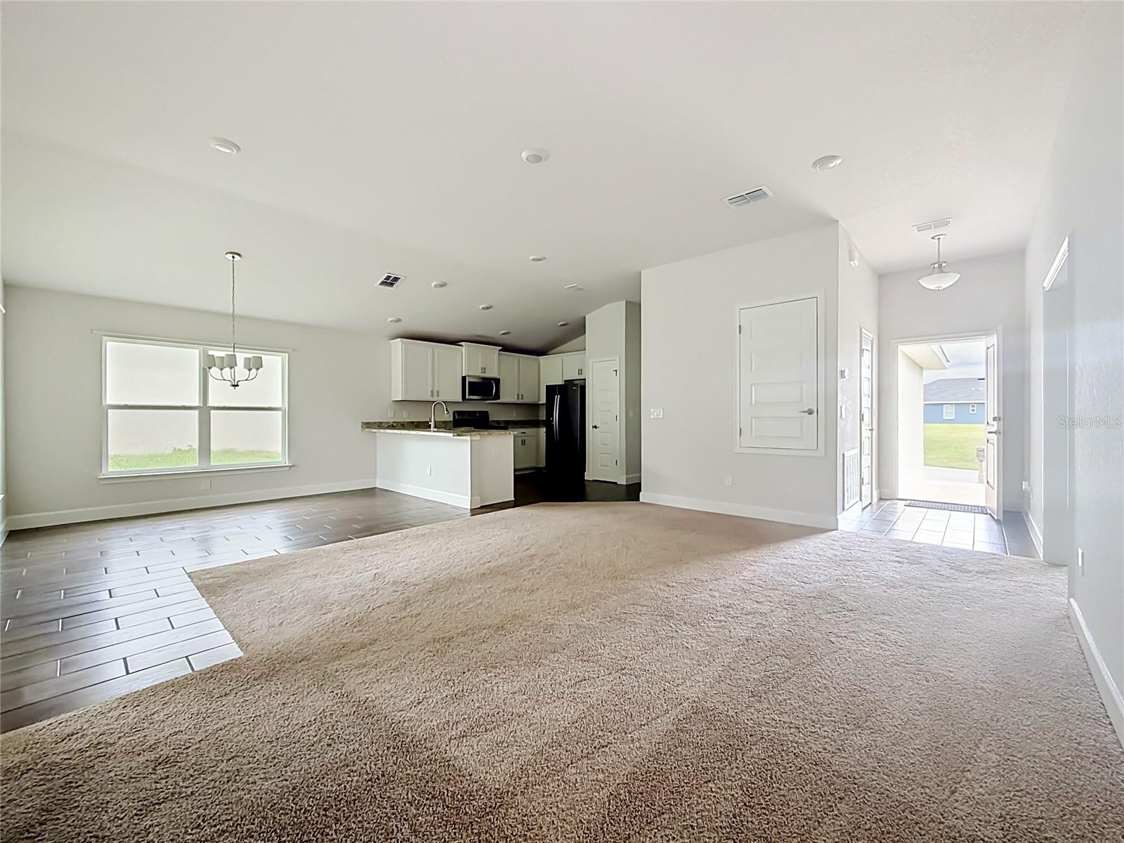 187 NW 45TH LOOP