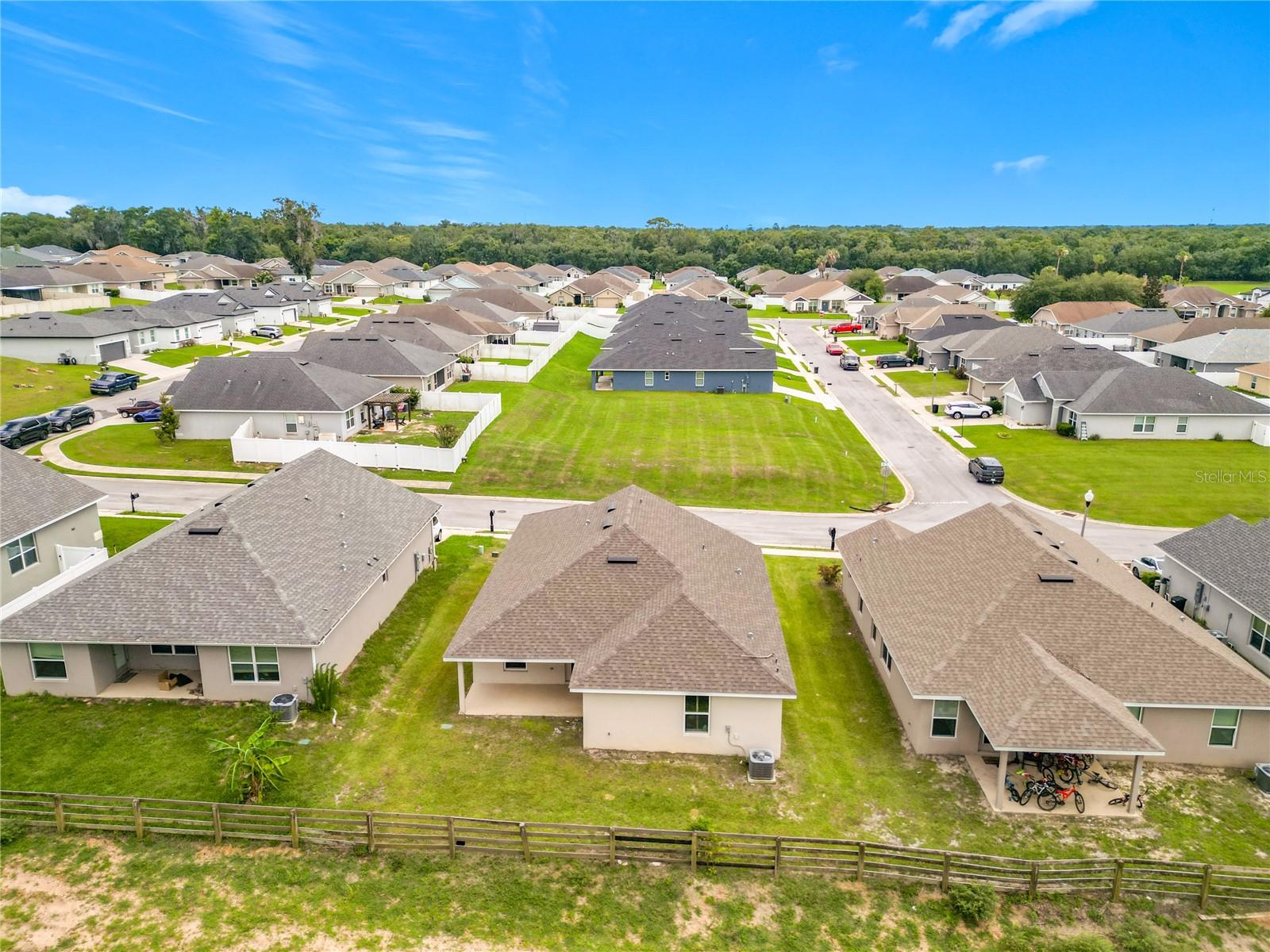 187 NW 45TH LOOP