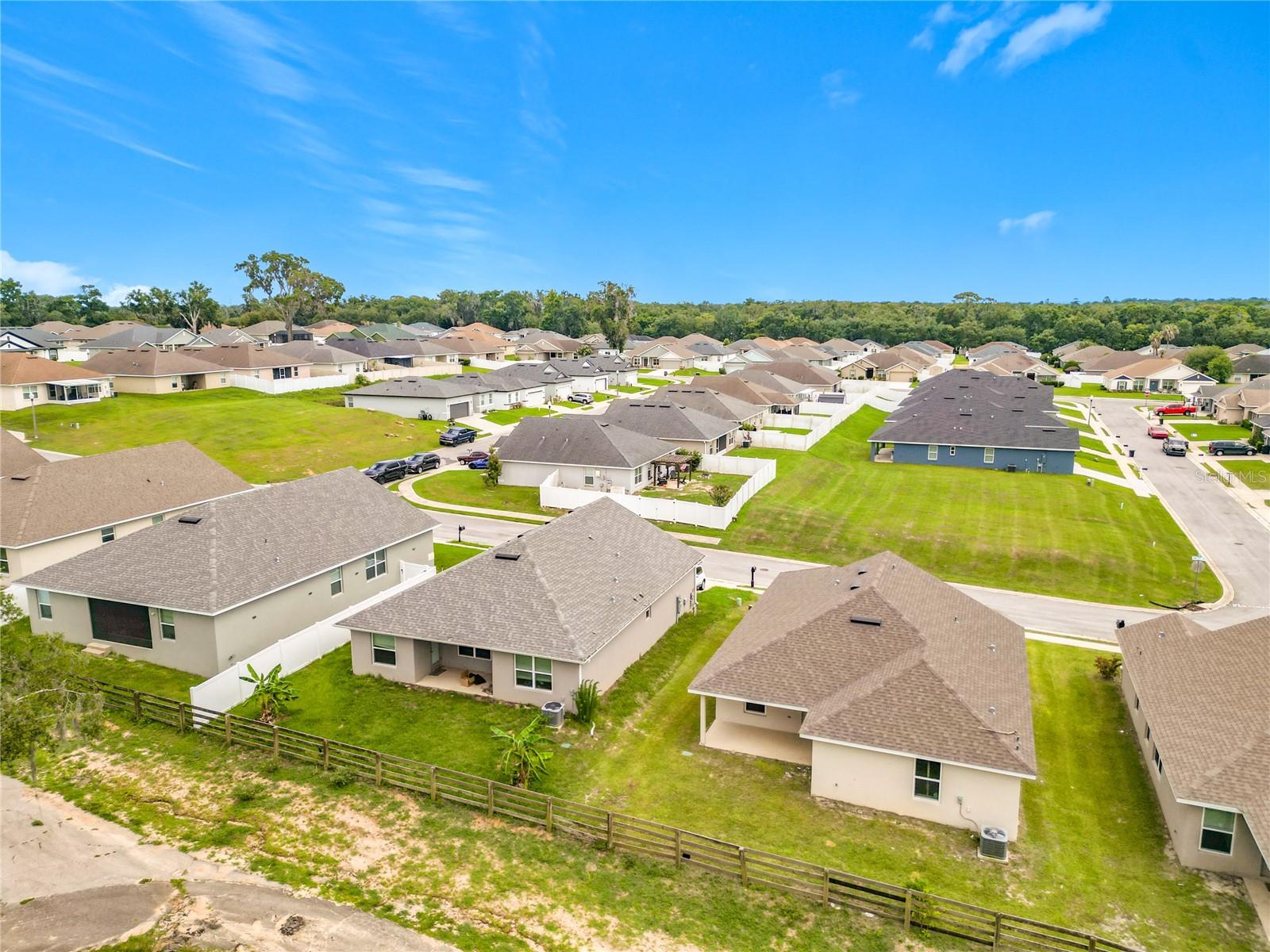 187 NW 45TH LOOP