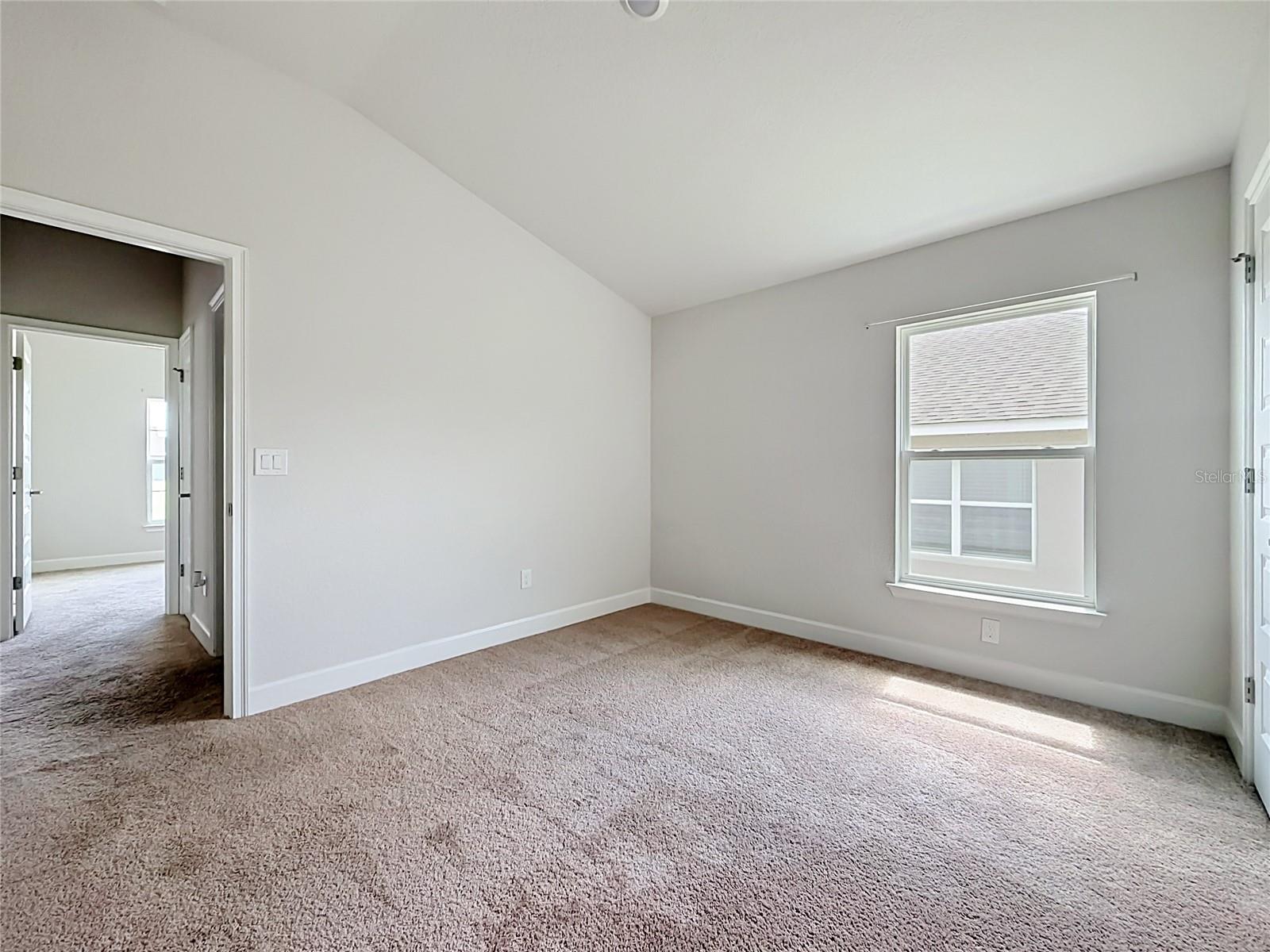187 NW 45TH LOOP