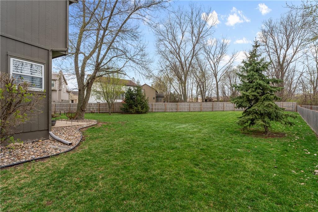 6717 W 148th Street