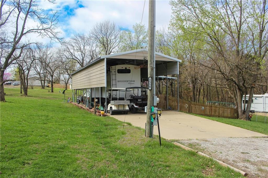 2 & 6 W Crestwood Circle